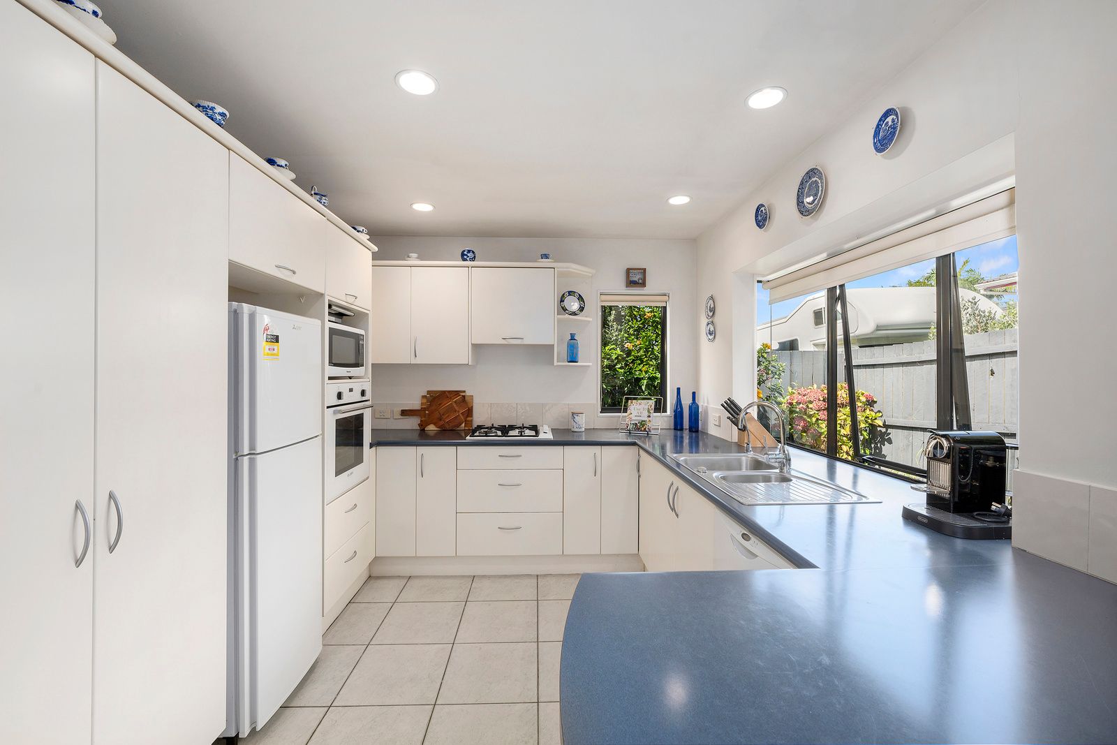 15d La Roche Place, Northcote, North Shore City
