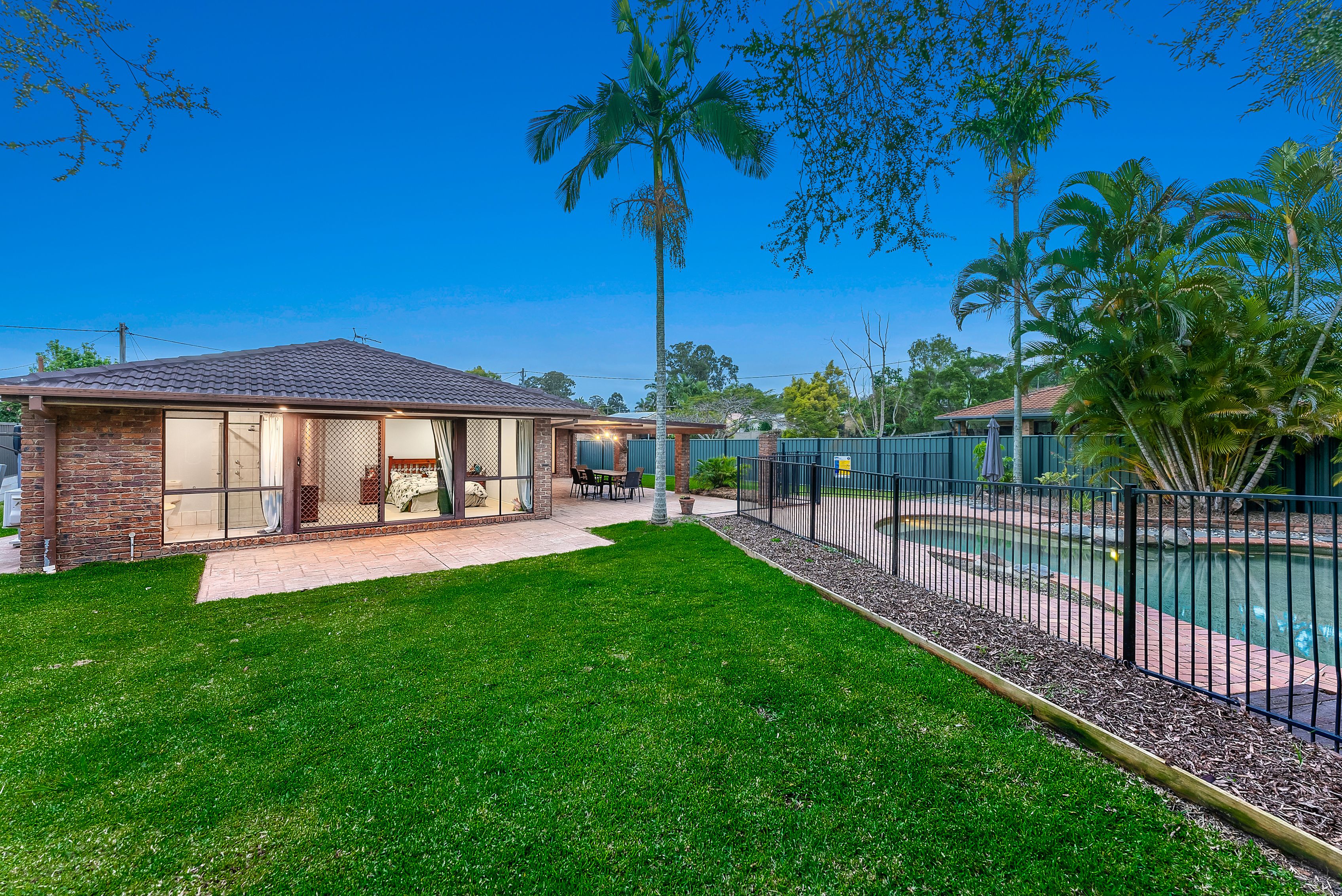 1 Marseille Court, Petrie, QLD 4502