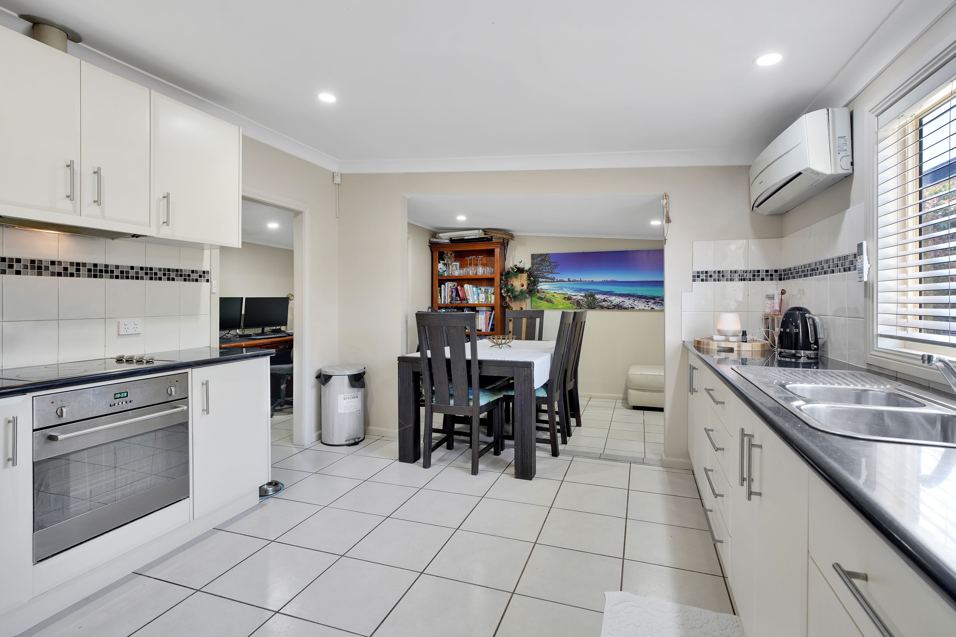 18 Mitchell Highway — photo 4 of 20