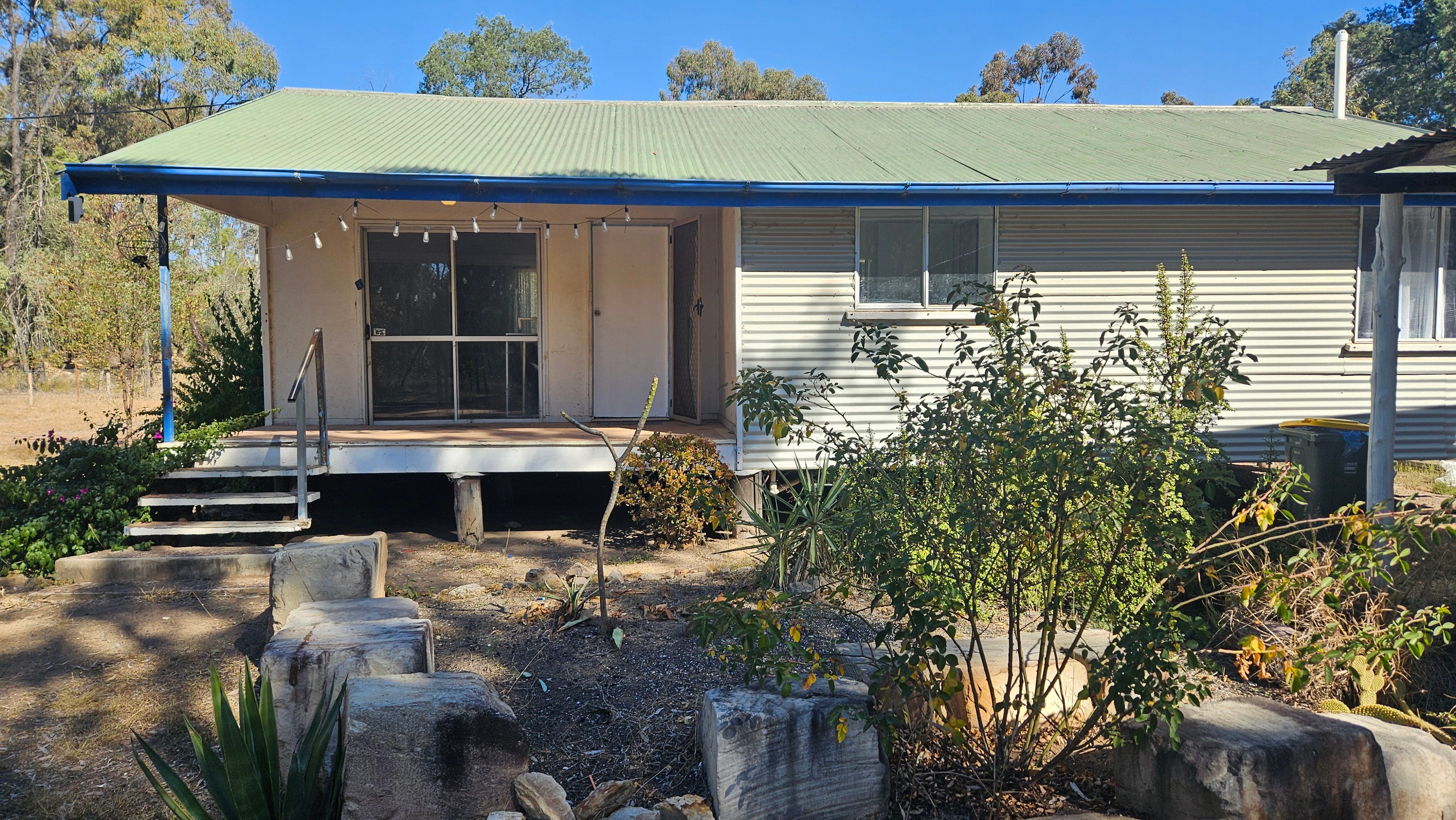 32 West Valley Road, Tara, QLD 4421