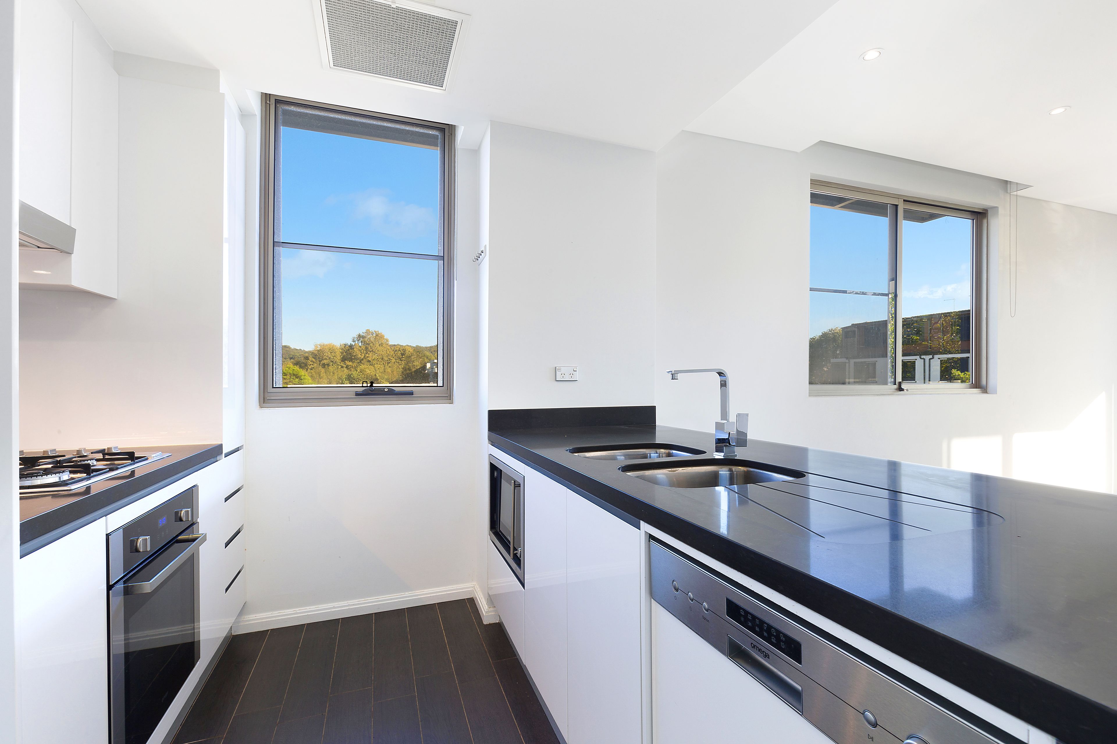 127/9 Mallard Lane, Warriewood, NSW 2102