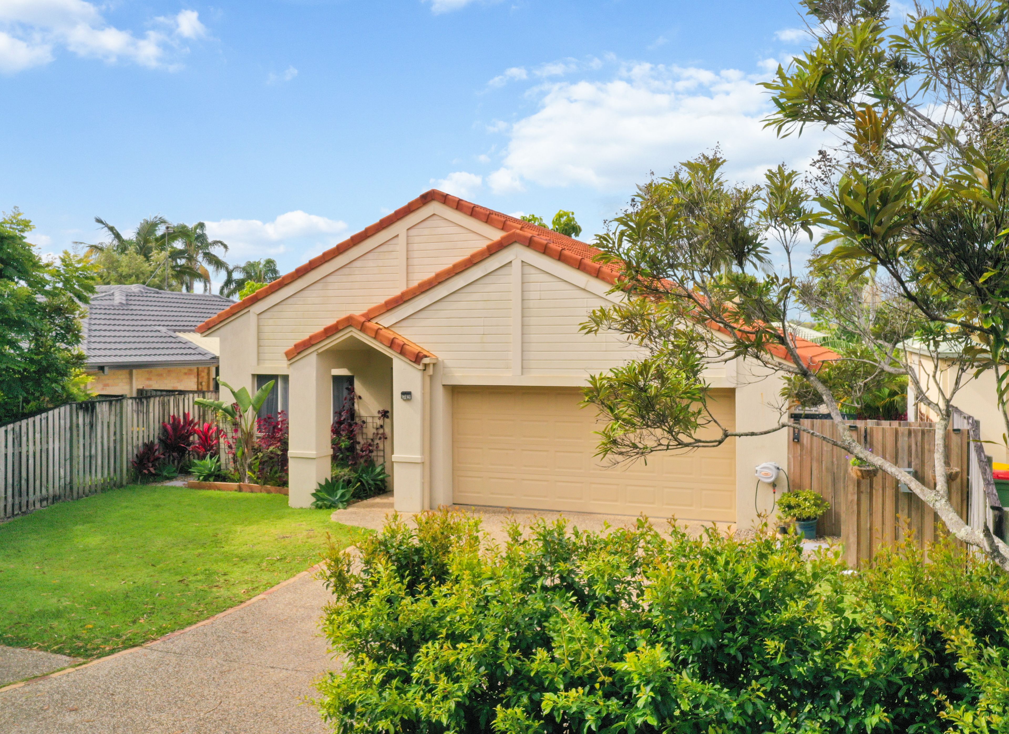 45 Rainbird Close, Burleigh Waters, QLD 4220