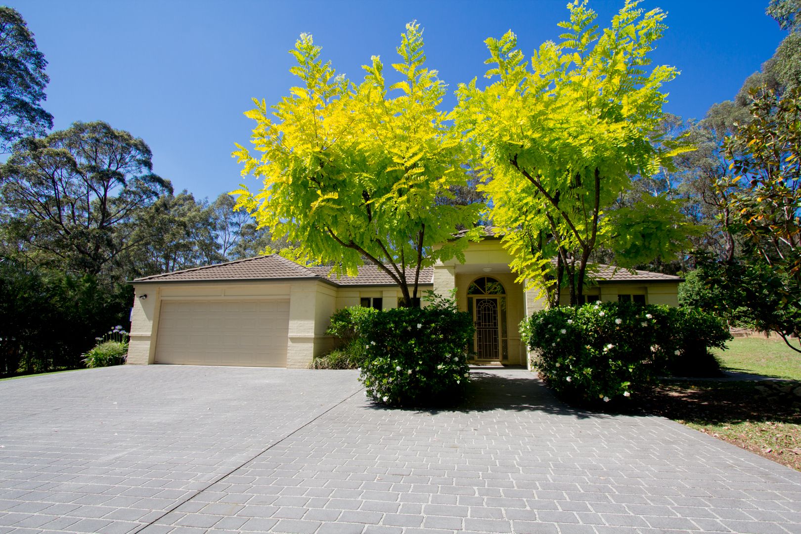 6 Lowana Close