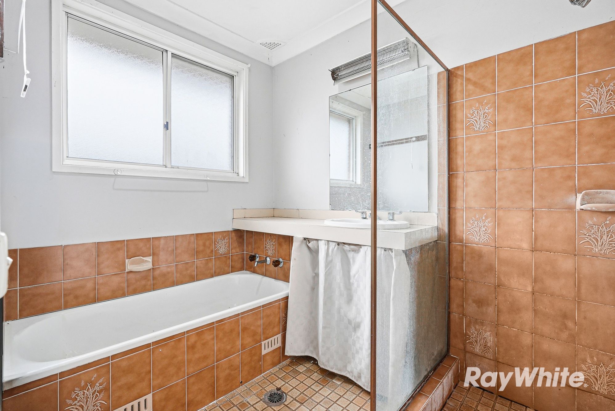23 Ashgrove Crescent — photo 11 of 20