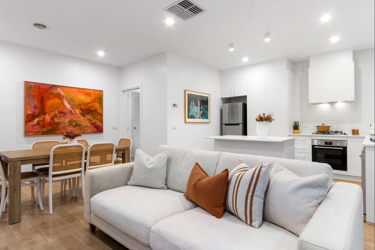 2/33 James Road, Ferntree Gully, VIC 3156