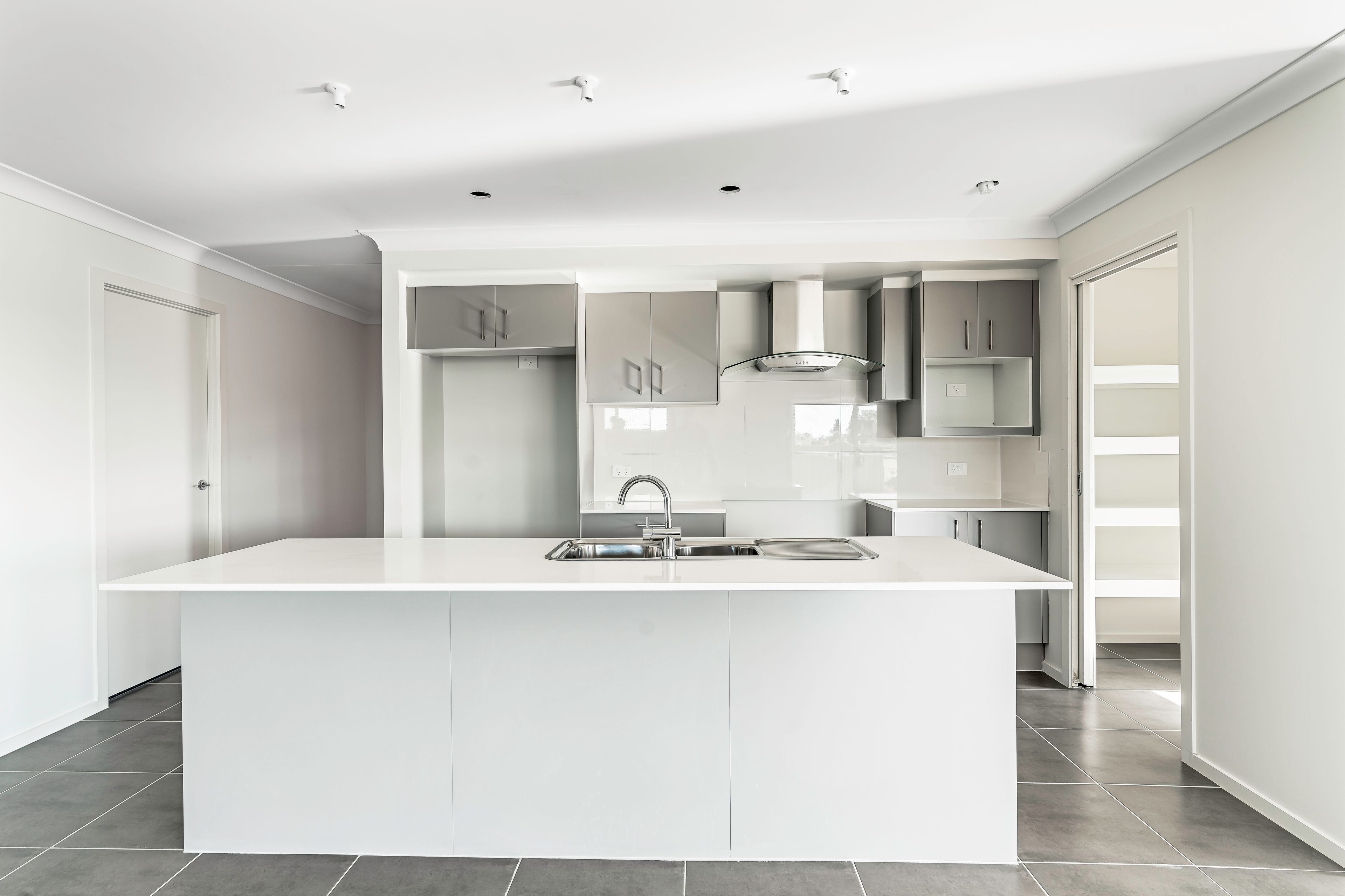 3 Gunbar Way, NOWRA, NSW 2541