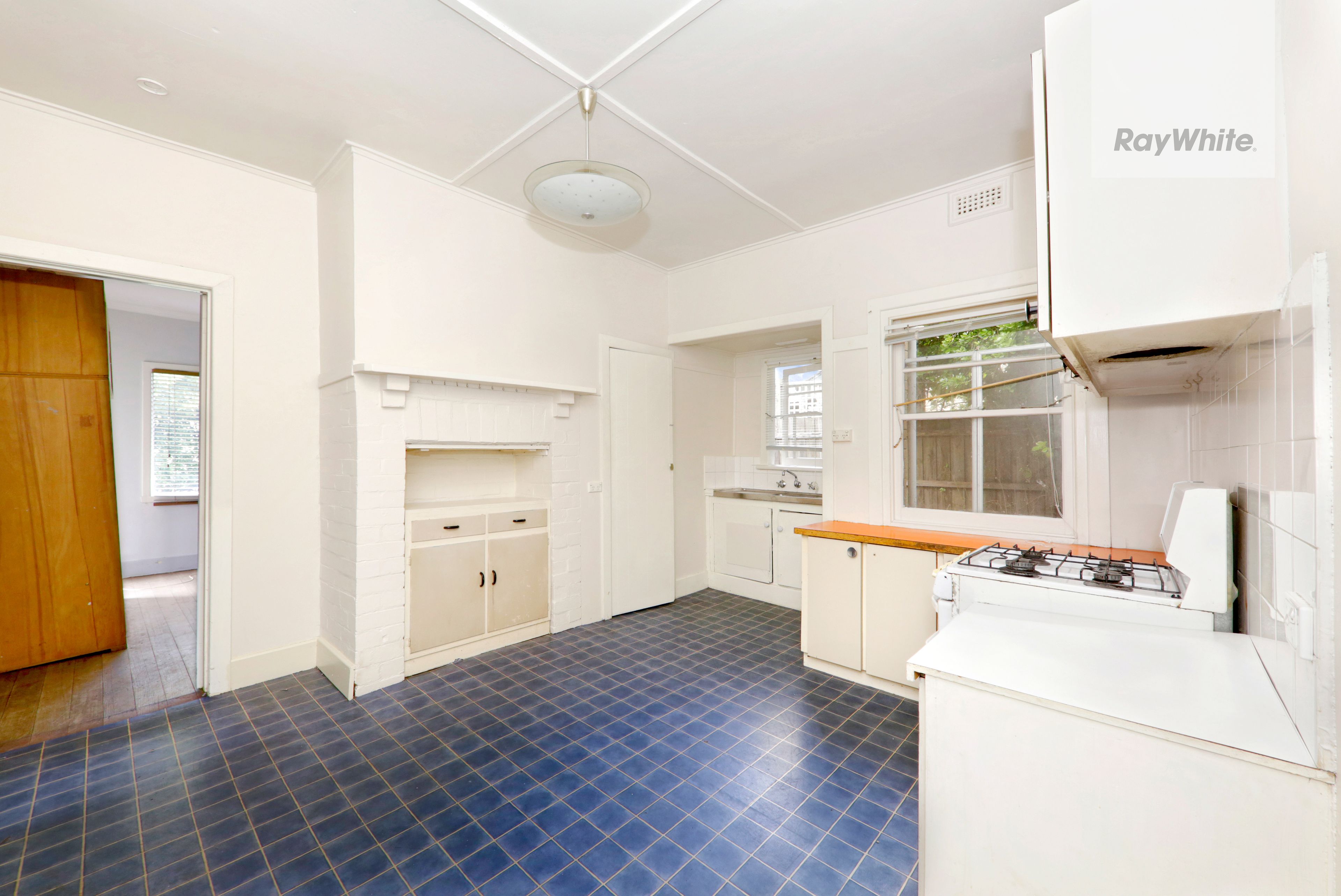 6 Aubrey Grove, Boronia, VIC 3155