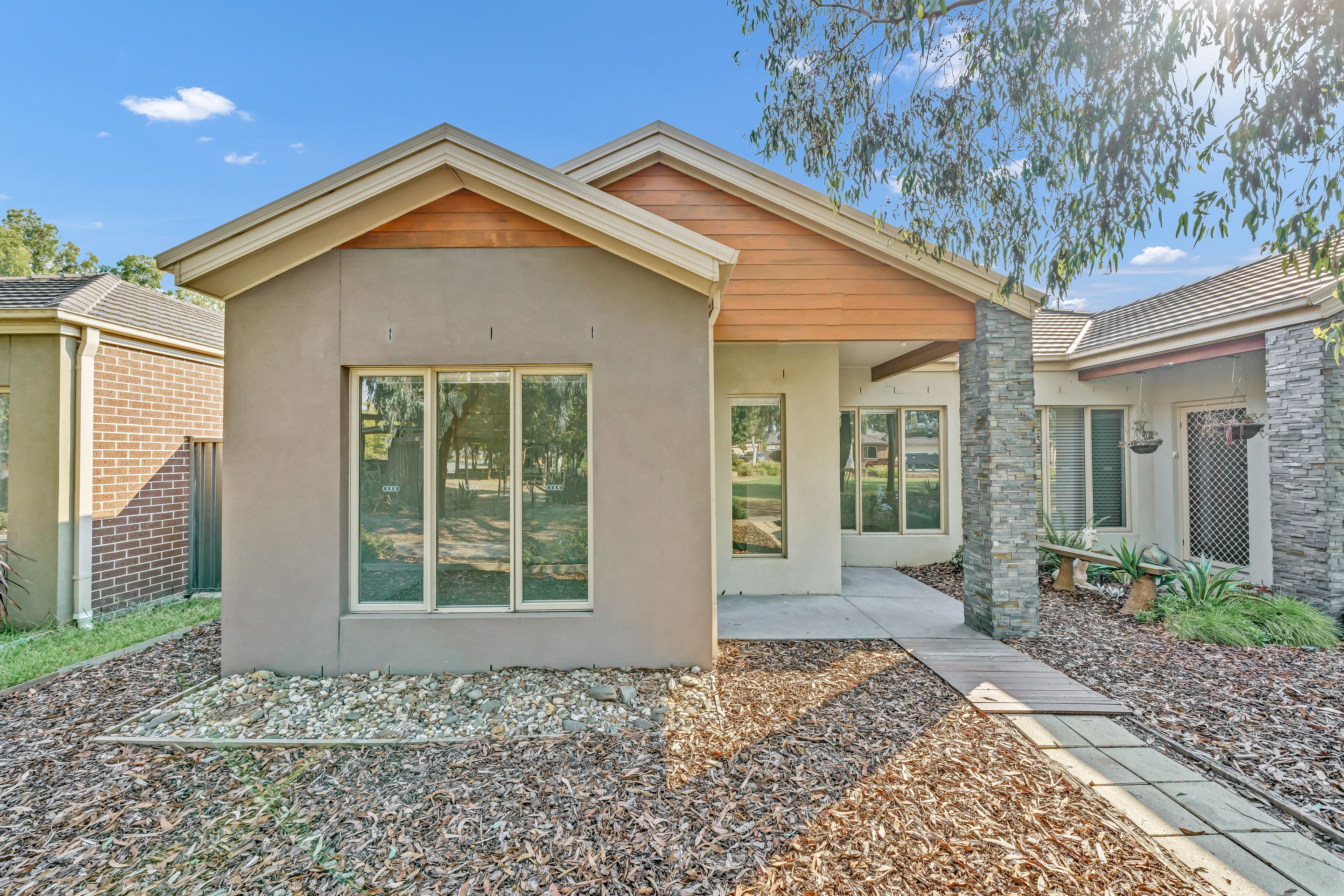 5 Tranquil Lane, Cranbourne North, VIC 3977