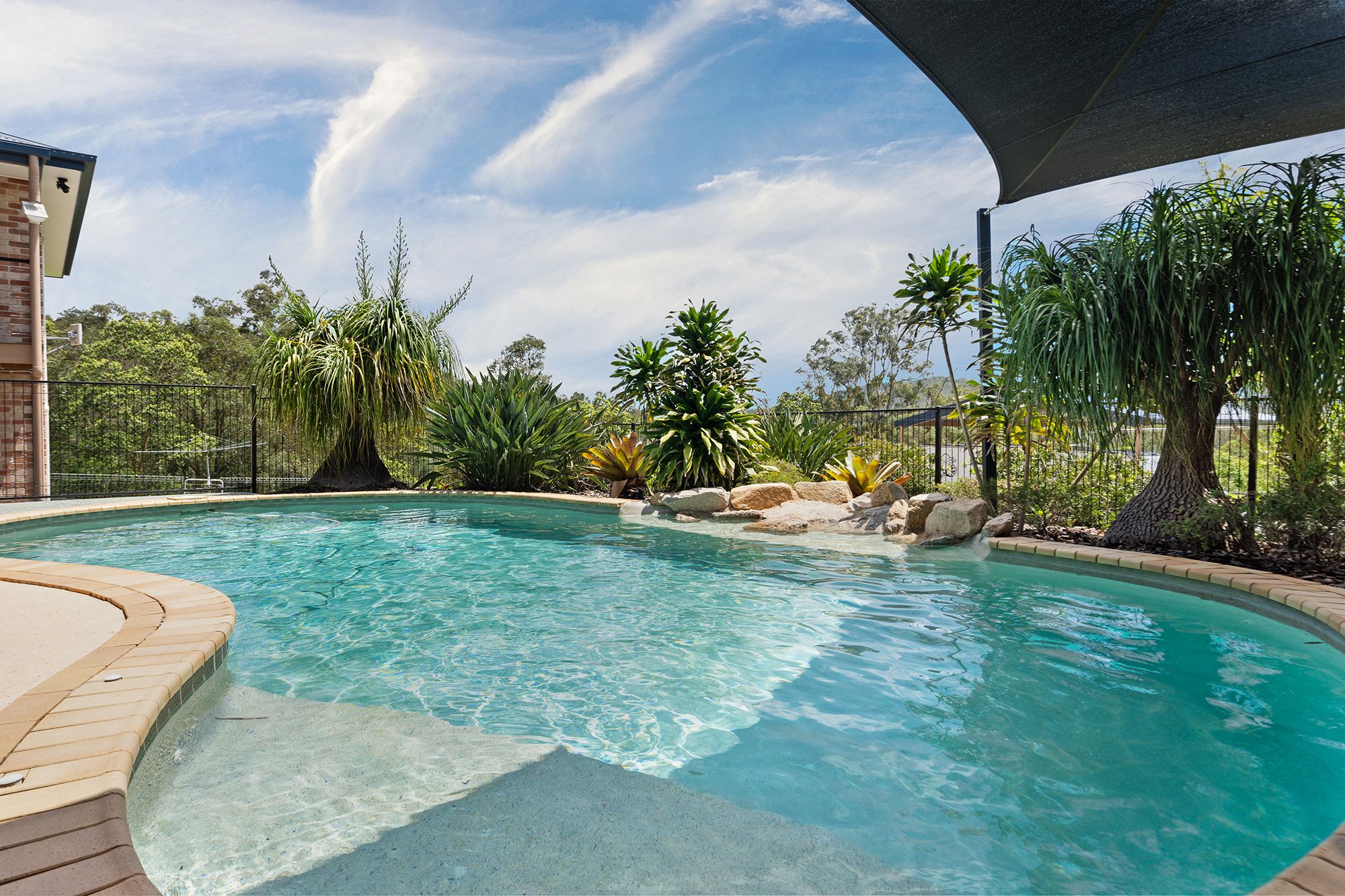 112 Halls Road, Luscombe, QLD 4207