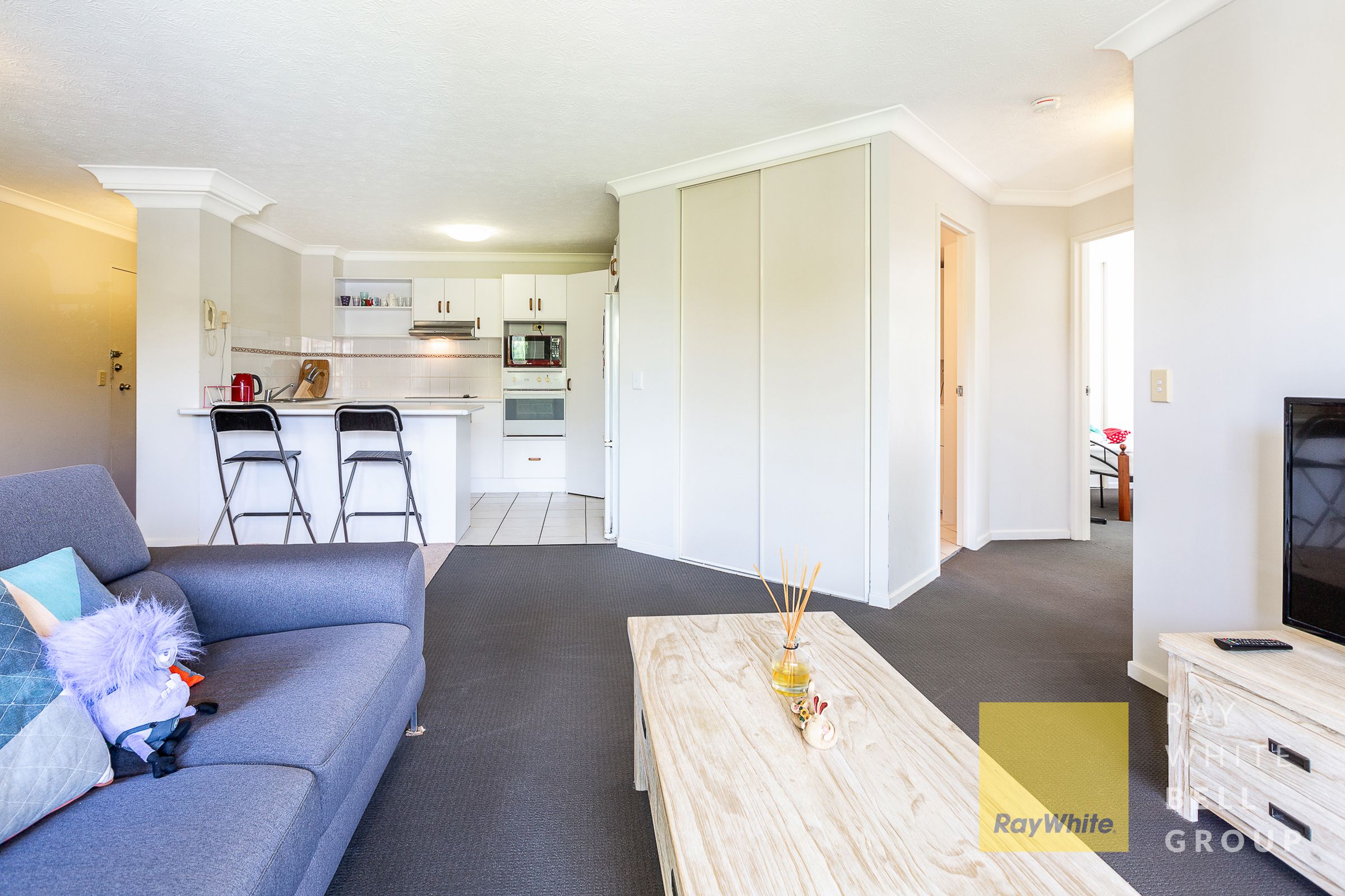 6/37 Meron Street — photo 5 of 12