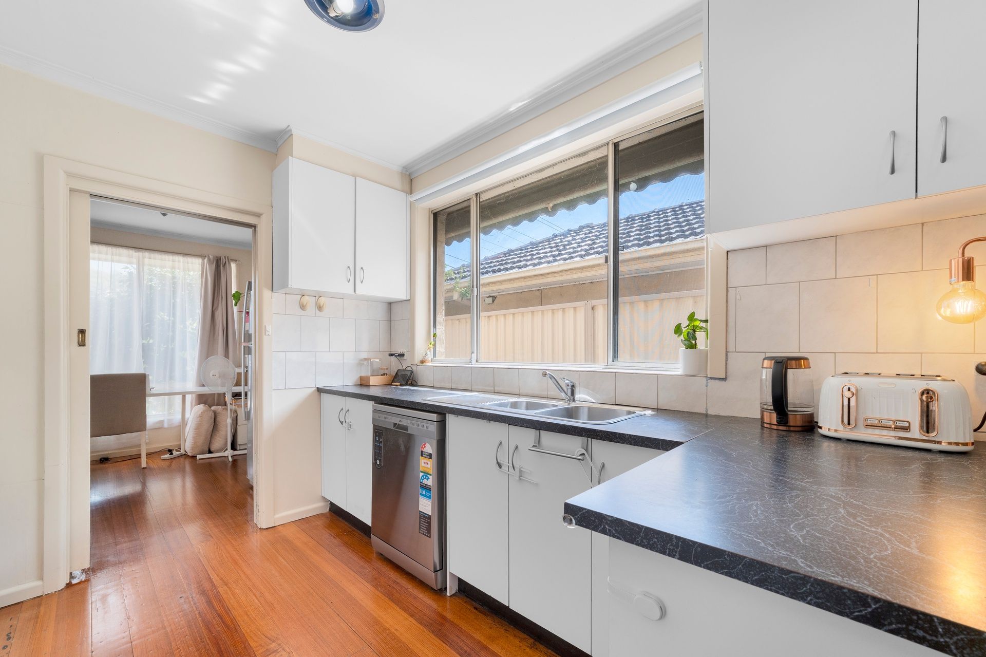 33 Kingston Road, Heatherton, VIC 3202