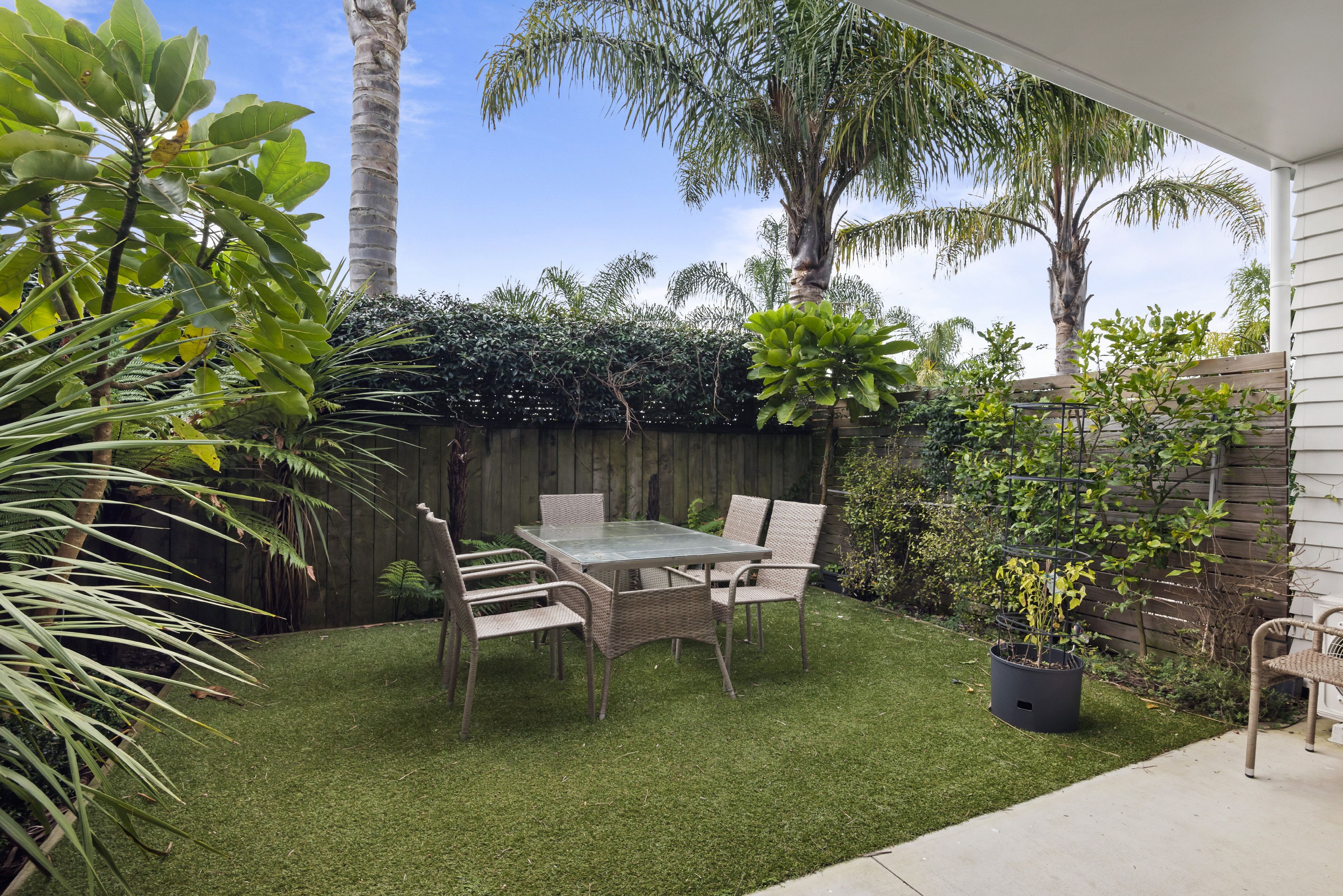 5/50 Ocean View Road, Northcote, North Shore City