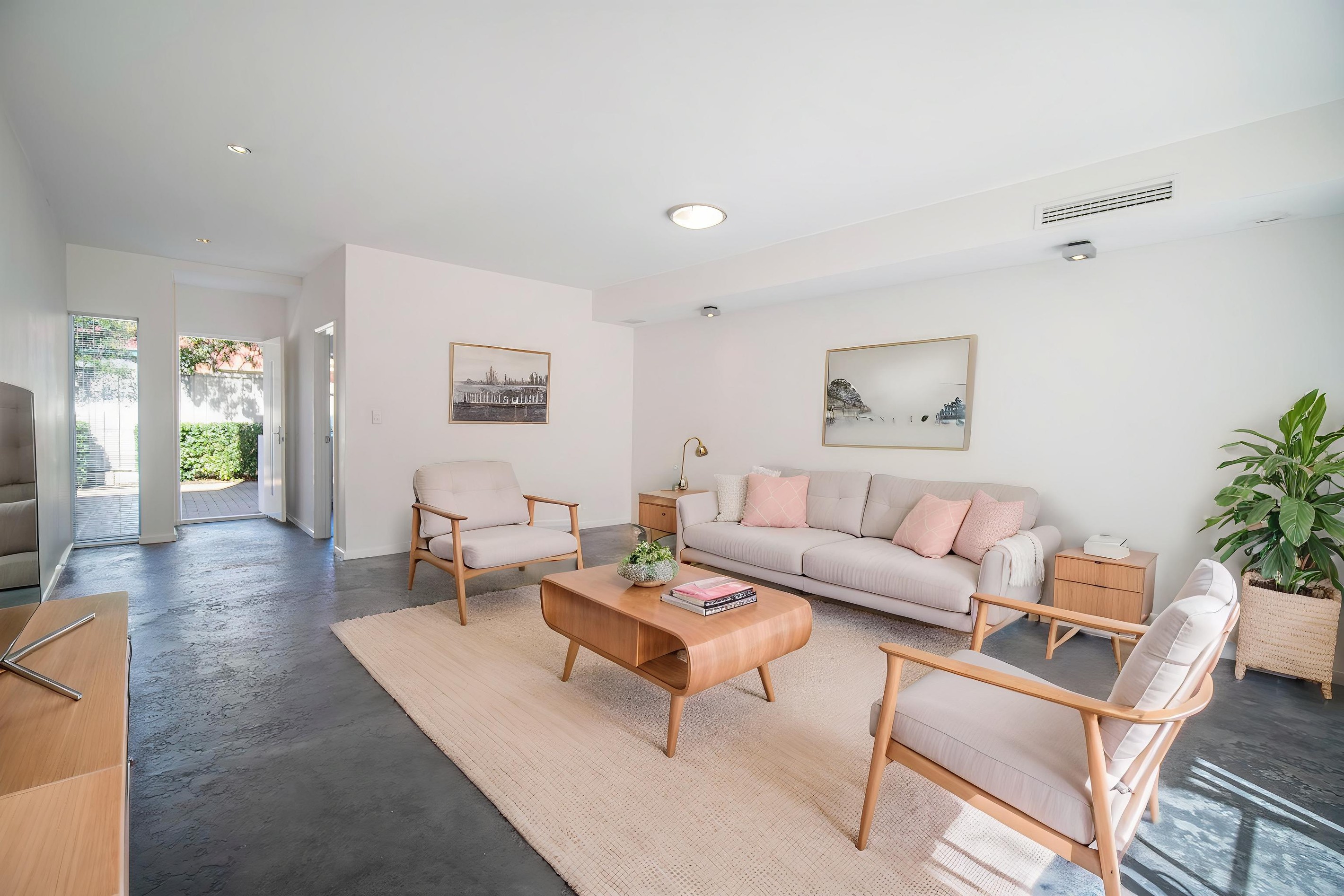 2/76 Gladstone Road, Rivervale, WA 6103