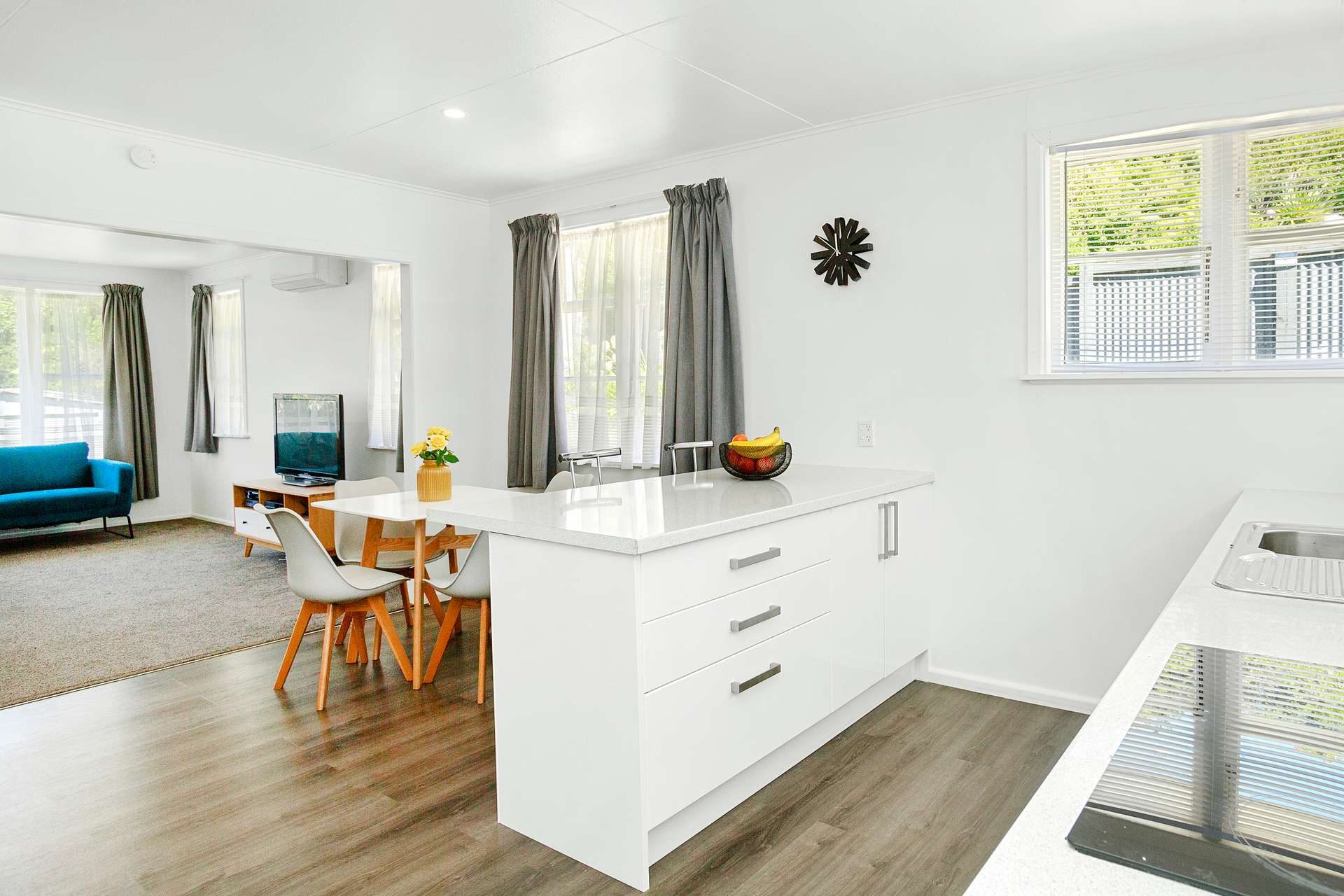 16 Rintoul Grove photo 6