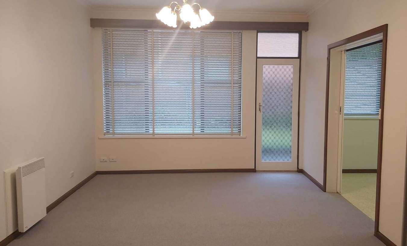 2/447 Warrigal Road, Burwood, VIC 3125