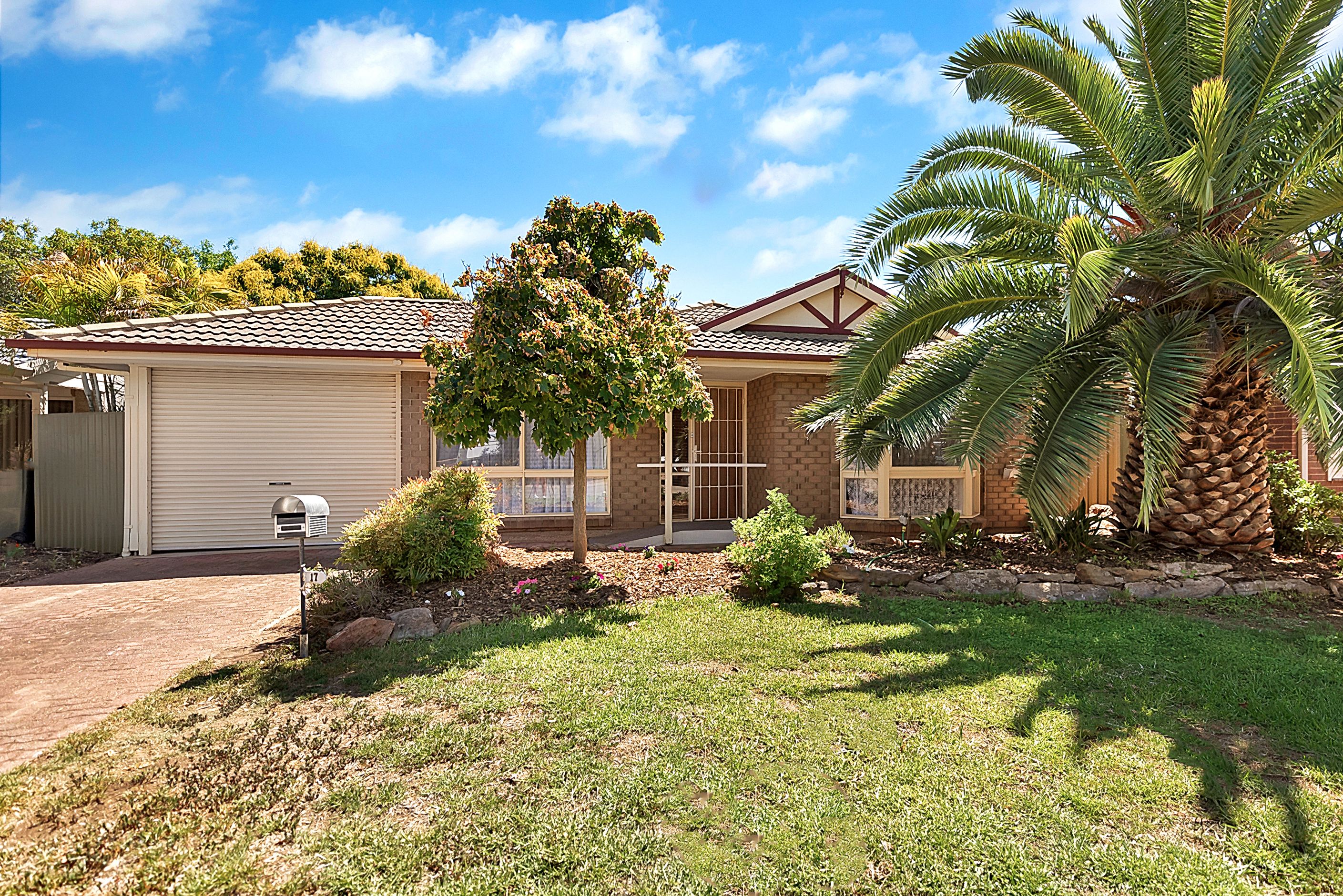17 Garfield Court, Paralowie SA 5108