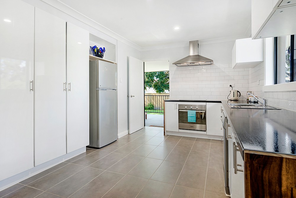 15 Kenrose Street, Carina, QLD 4152