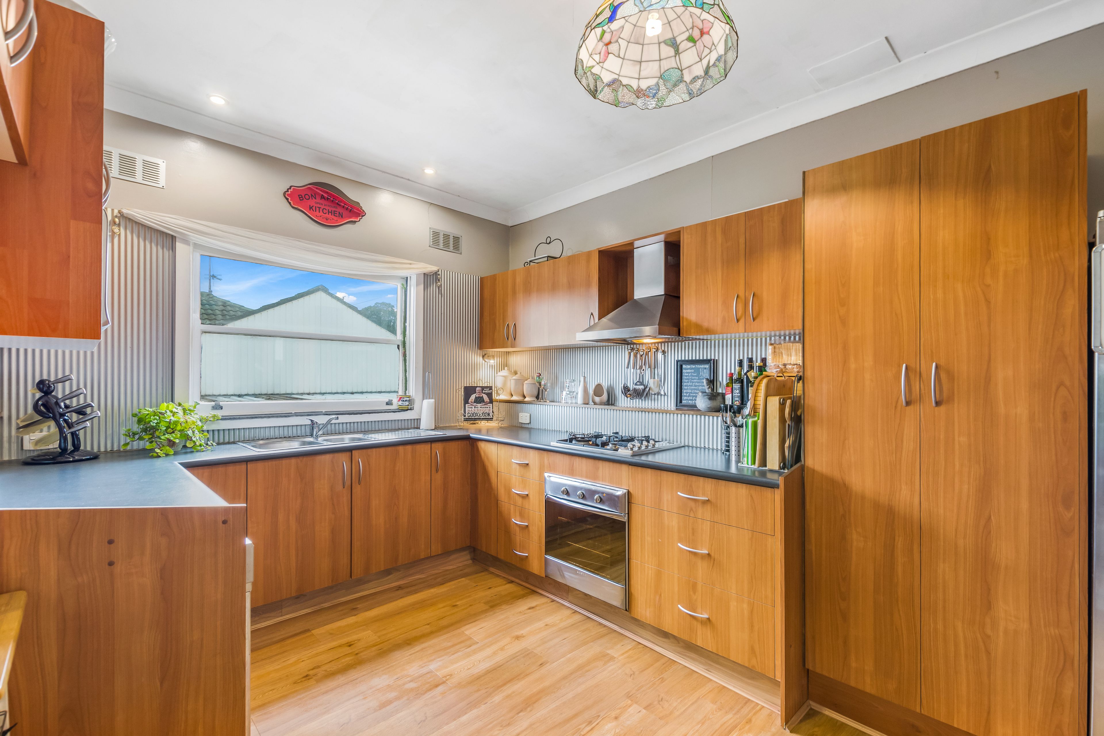 37 Burke Road, Dapto, NSW 2530