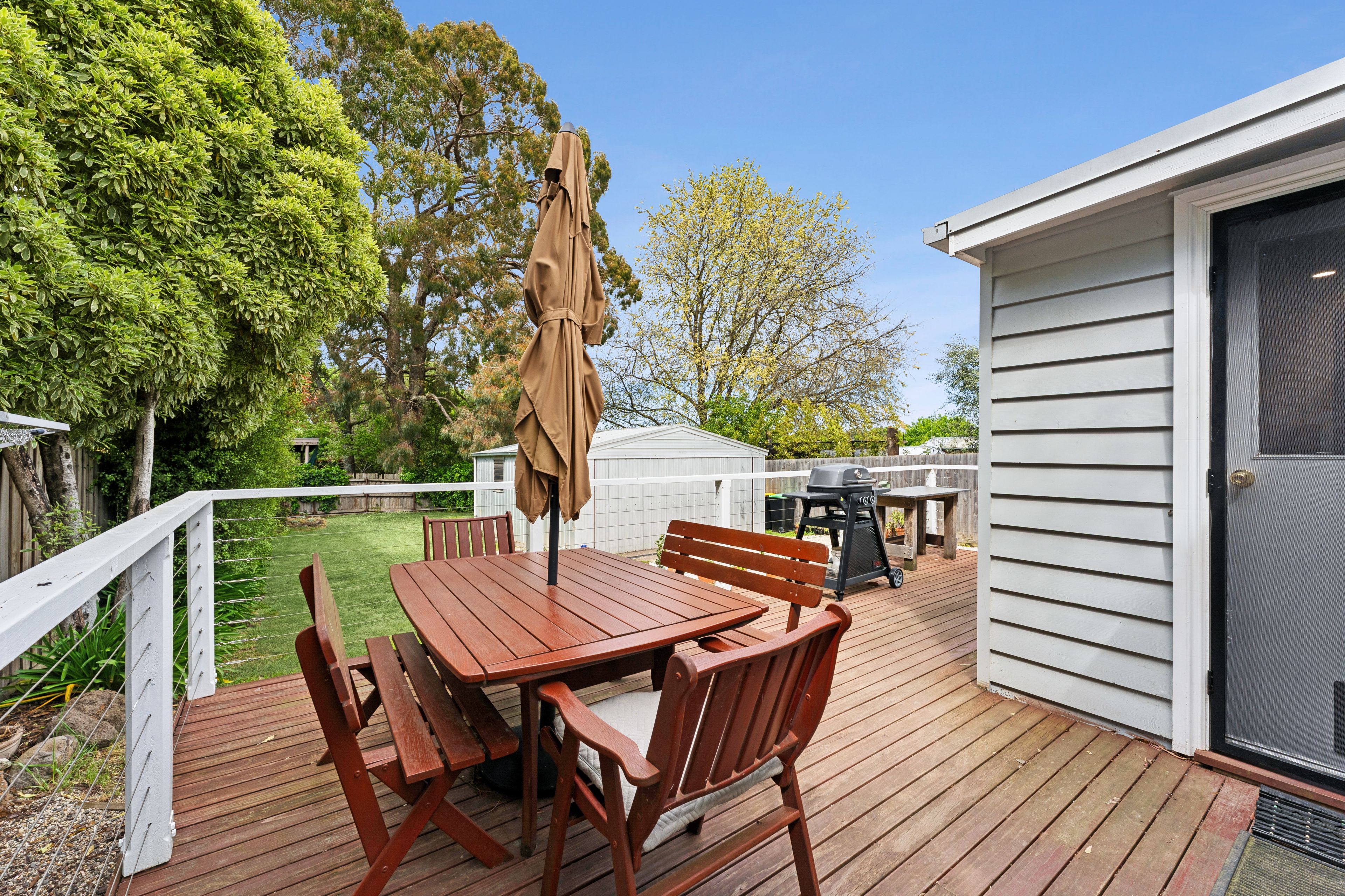37 Hutton Street — photo 13 of 16