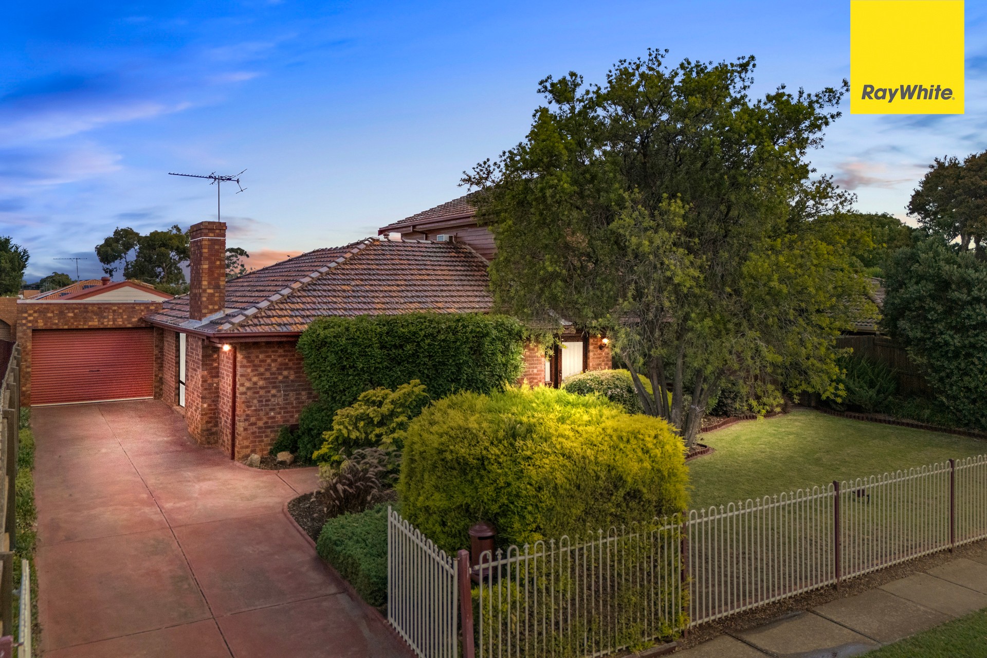7 Crestmont Drive, Melton South, VIC 3338