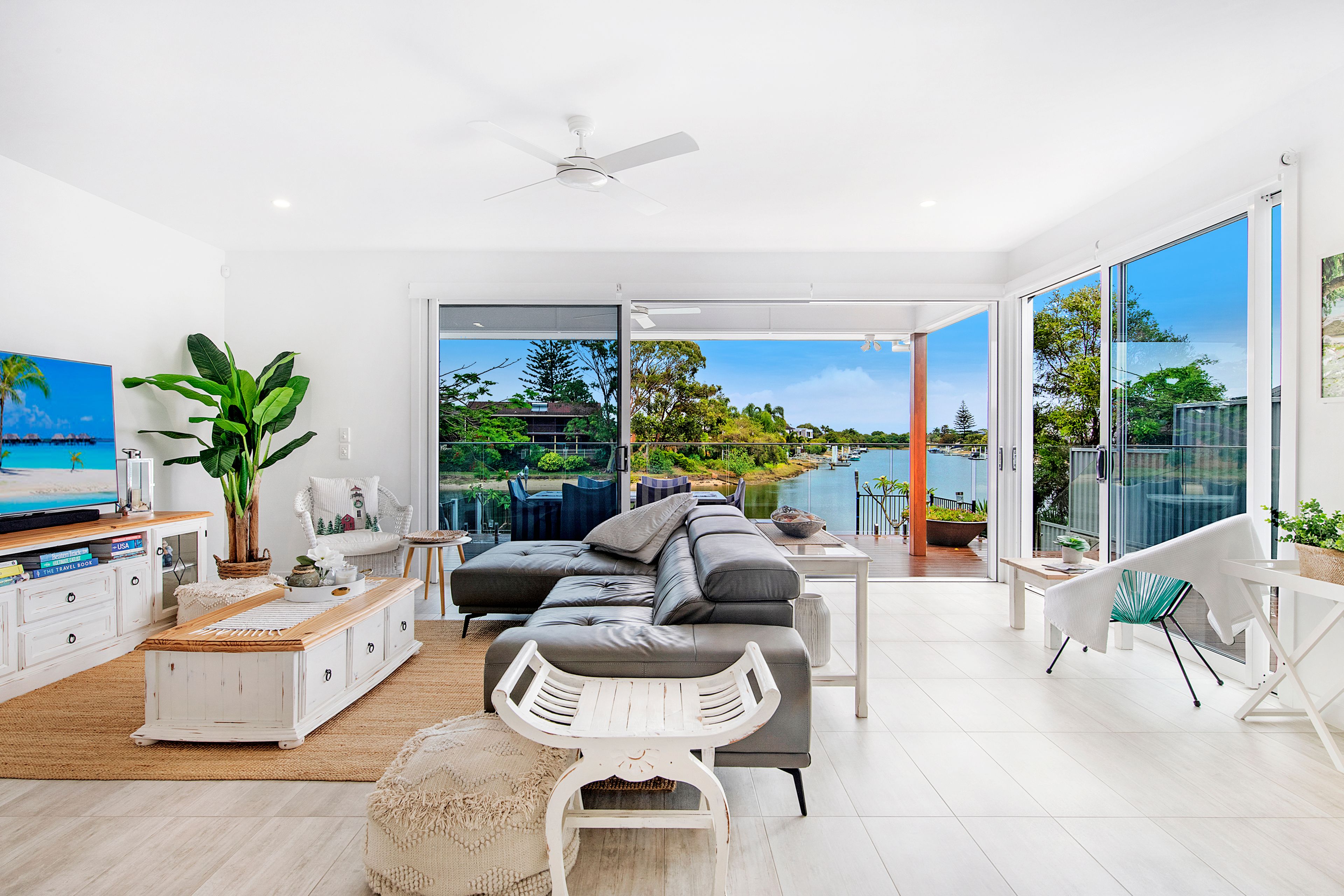 1/24 Avanti Street, Mermaid Waters, QLD 4218