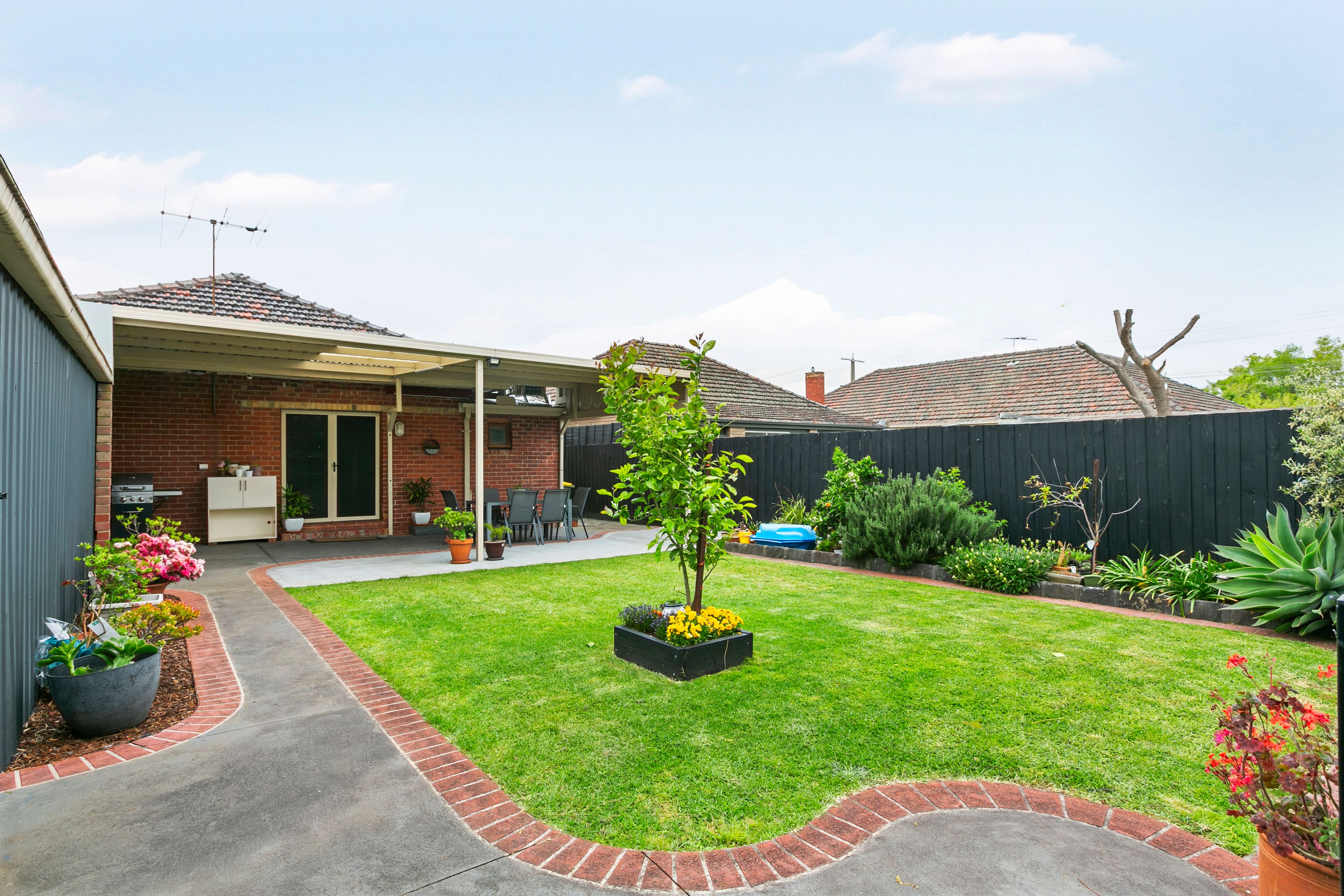 83 Rene Street — photo 15 of 22