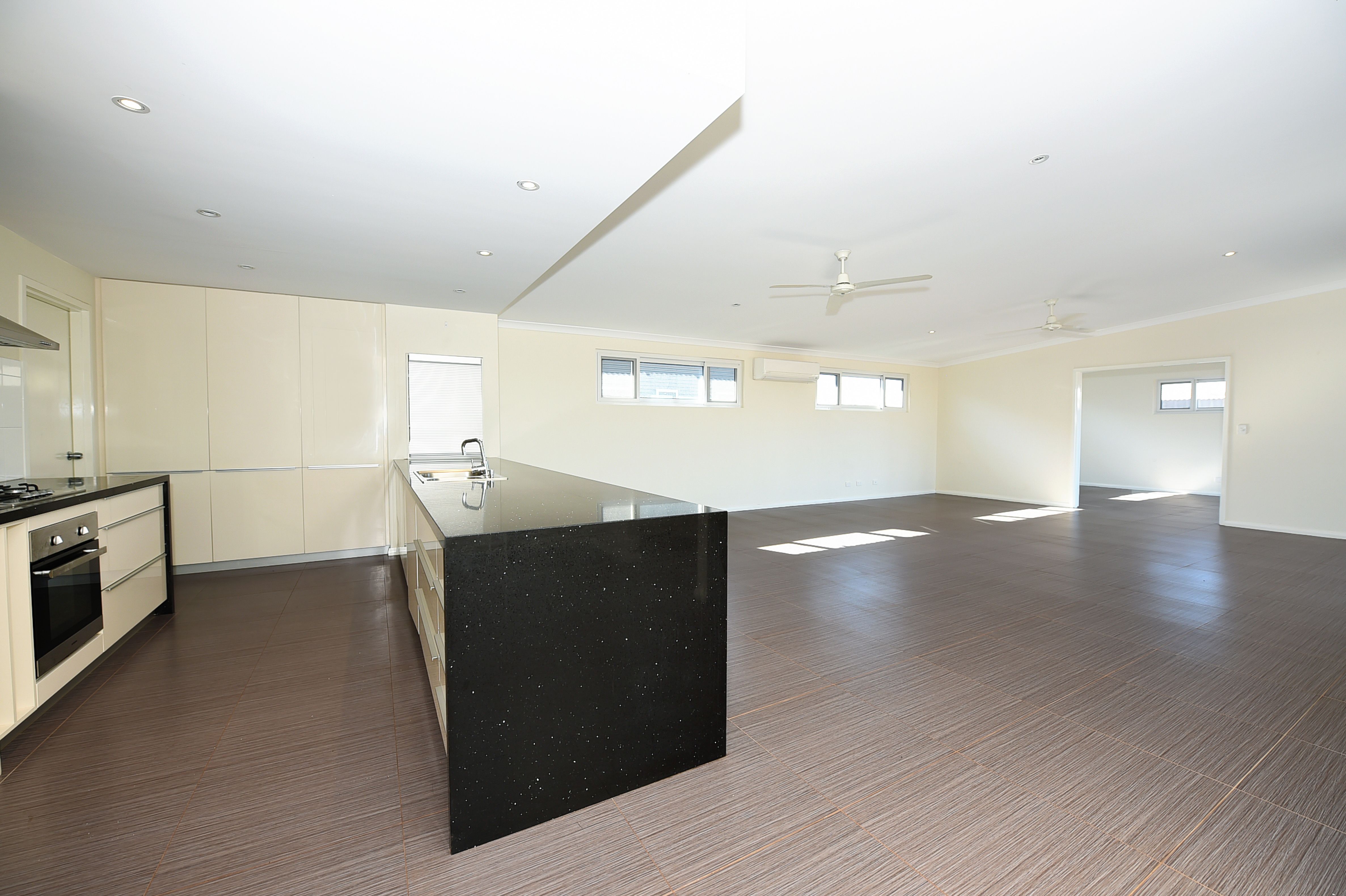 21 Jadura Crescent, Baynton WA 6714