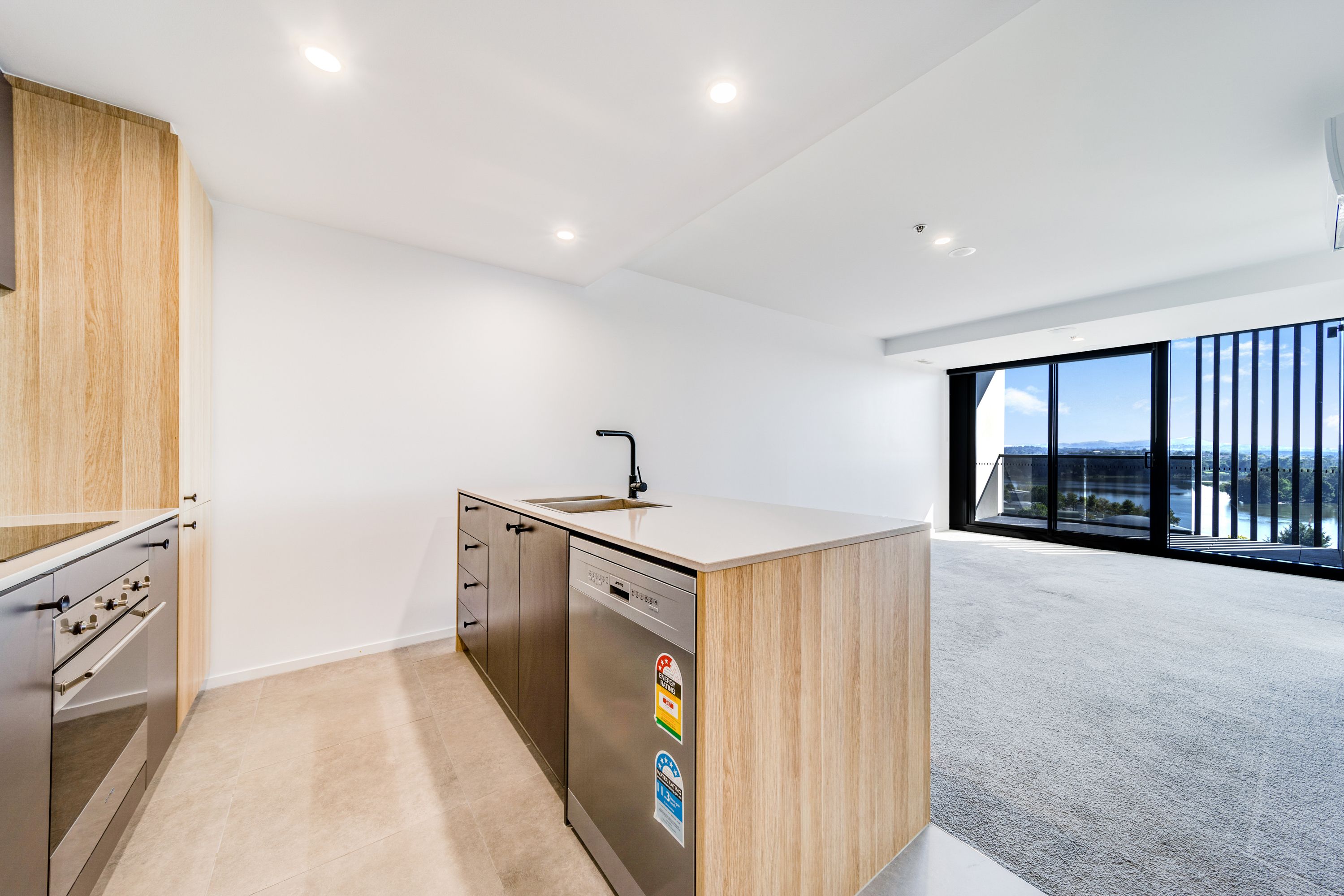606/6 Grazier Lane, Belconnen, ACT 2617