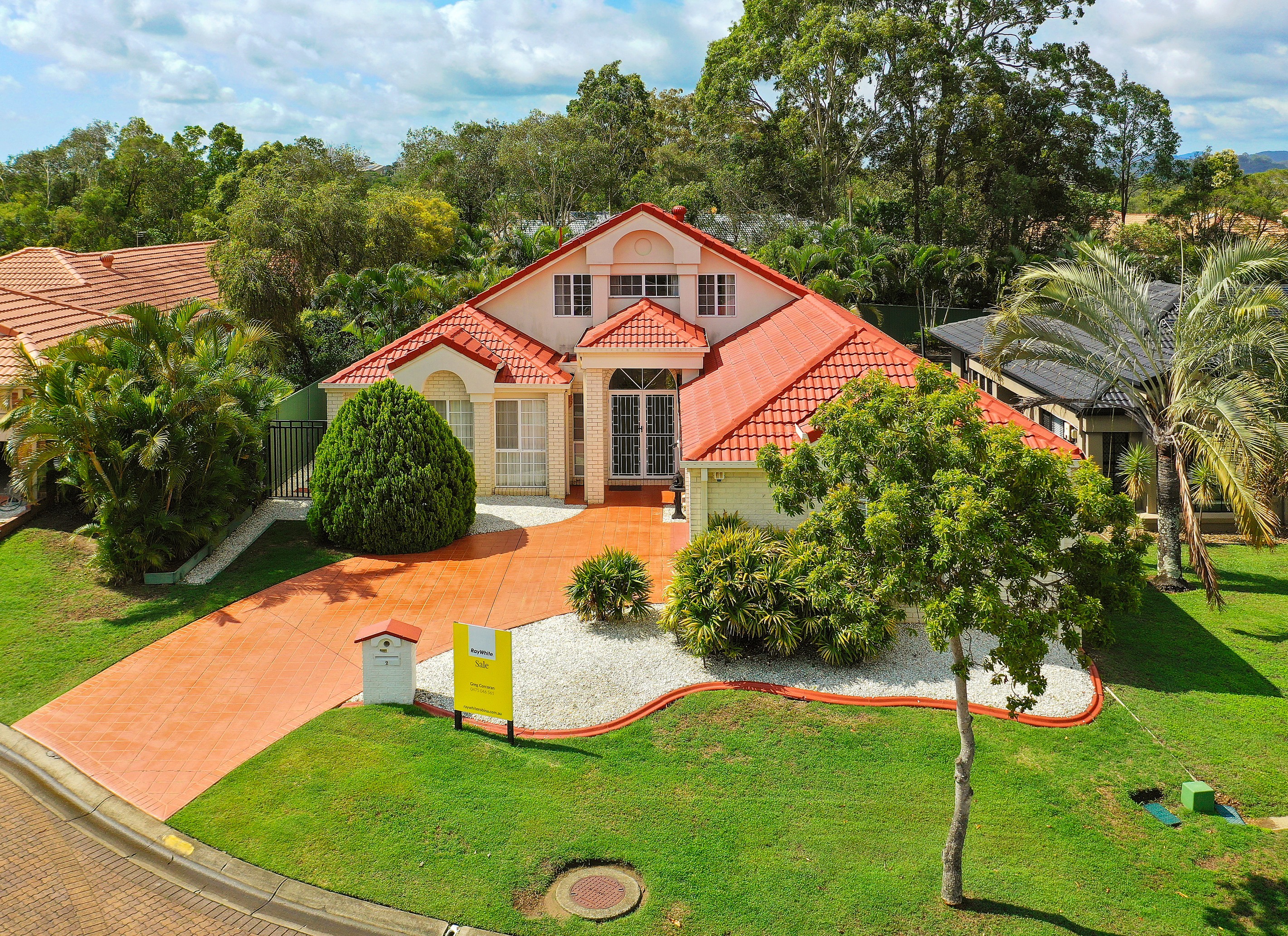 2 Kingston Heath Place, Robina, QLD 4226