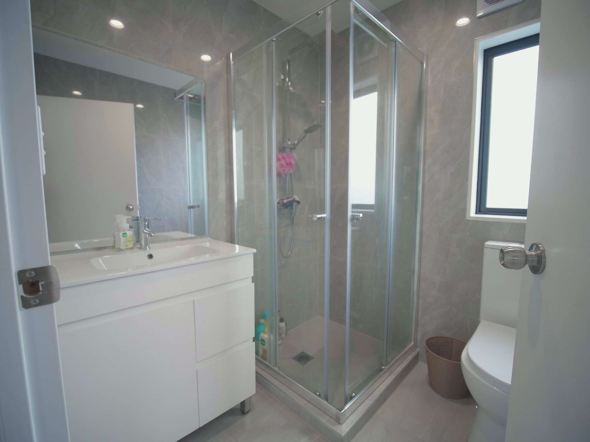 52E Tapu Road photo 15