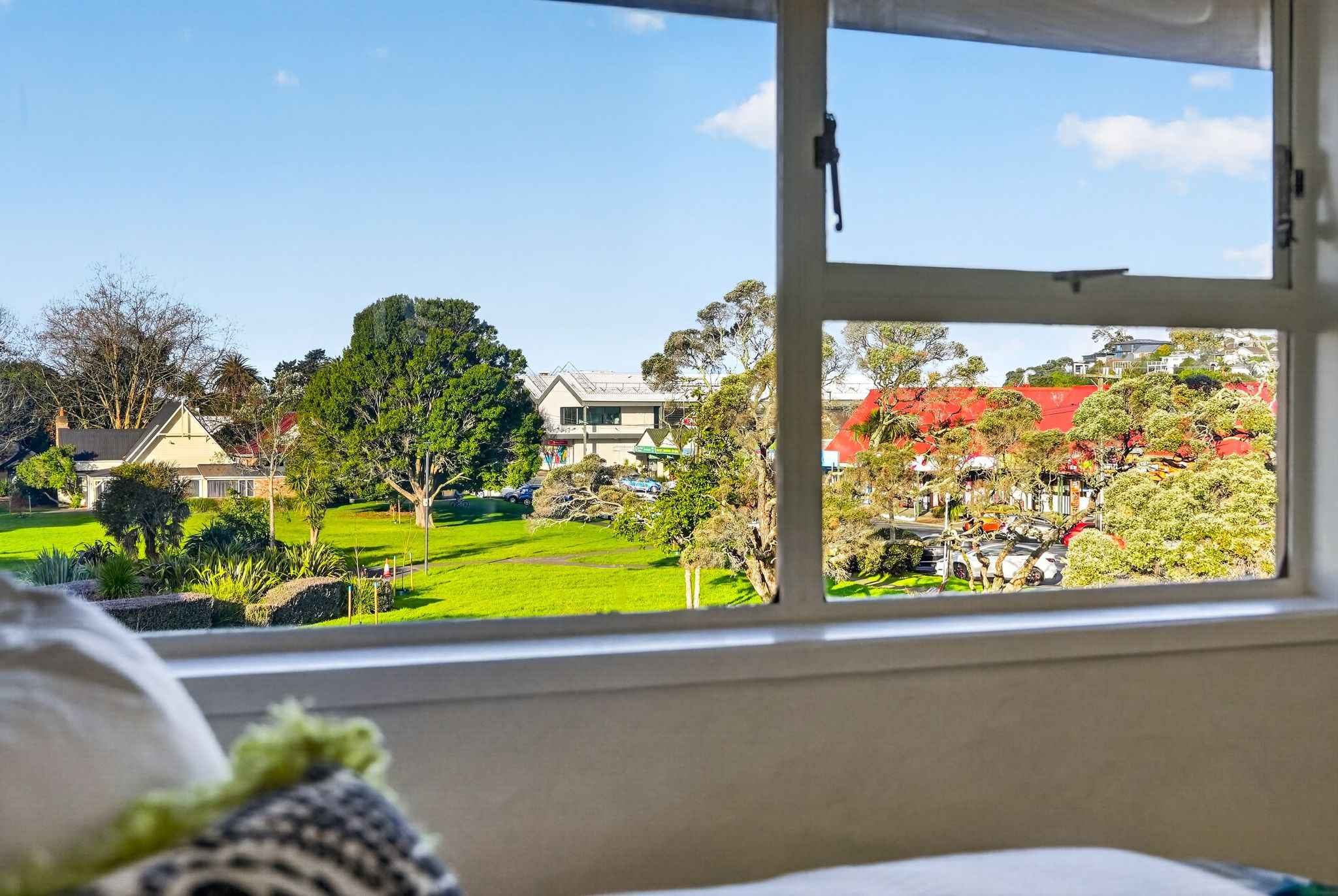 4/3 Glen Road, Browns Bay, North Shore City