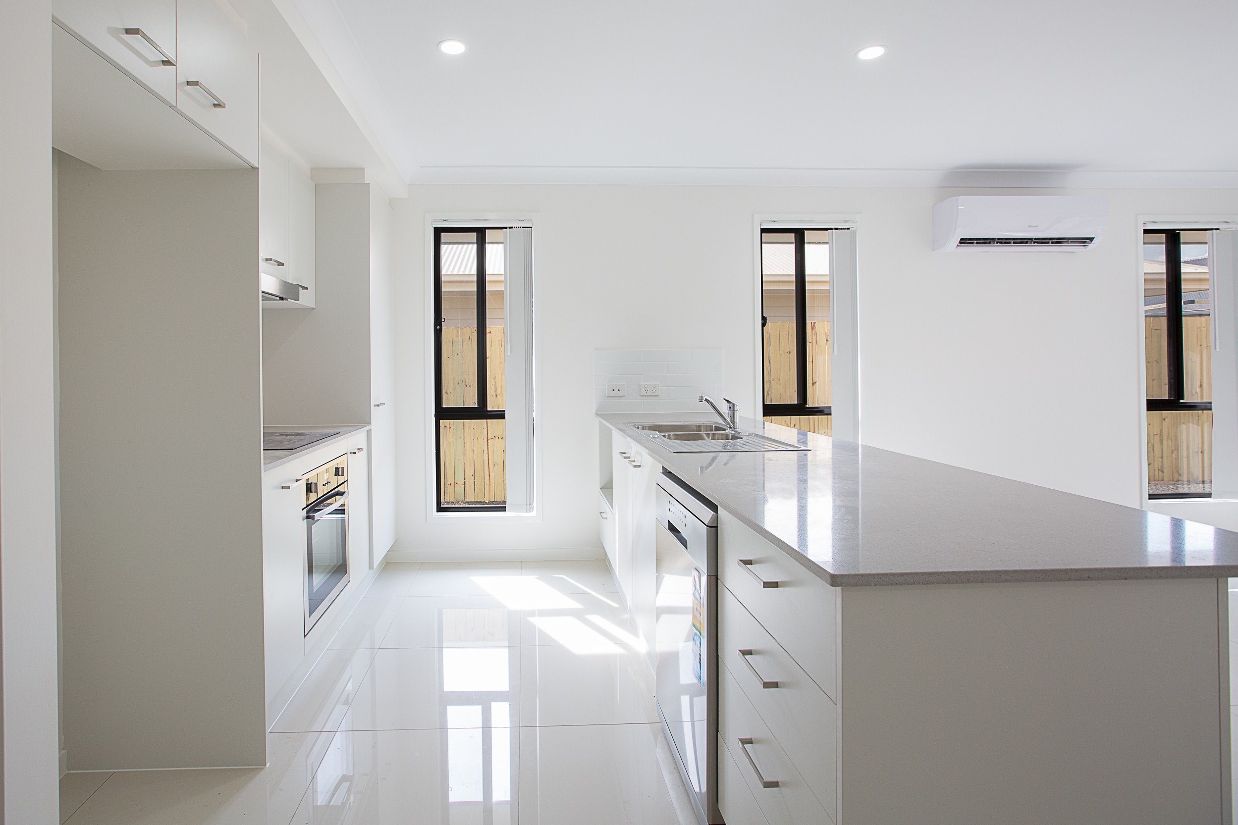 1/3 Baird Circuit, Redbank Plains, QLD 4301