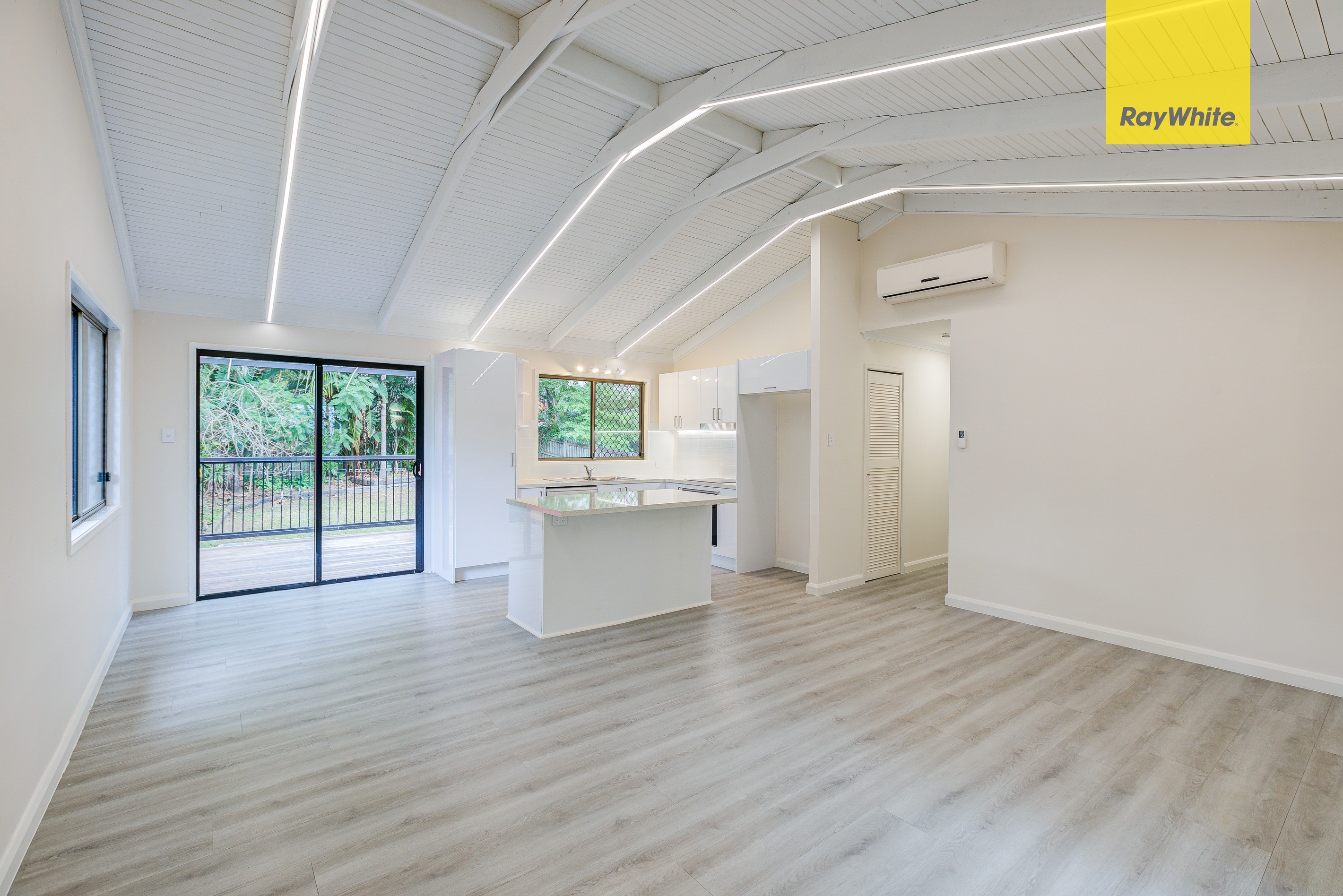 14 Antares Avenue, Kingston, QLD 4114