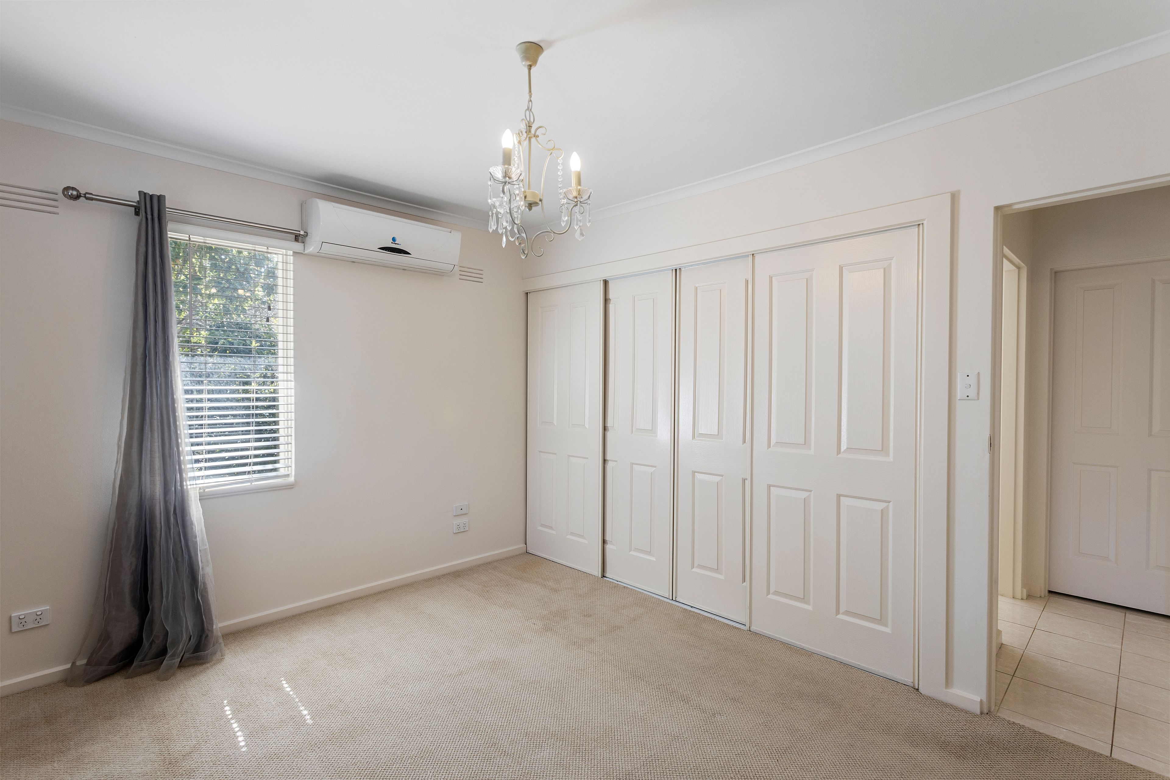 3/9 Towerhill Road — photo 6 of 11
