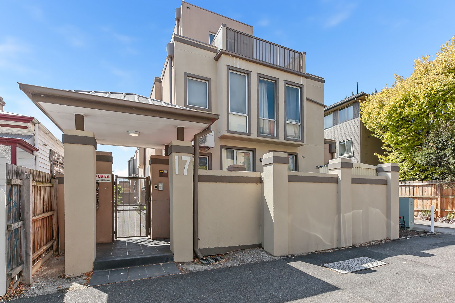 2/17 Park Street, Hawthorn VIC 3122