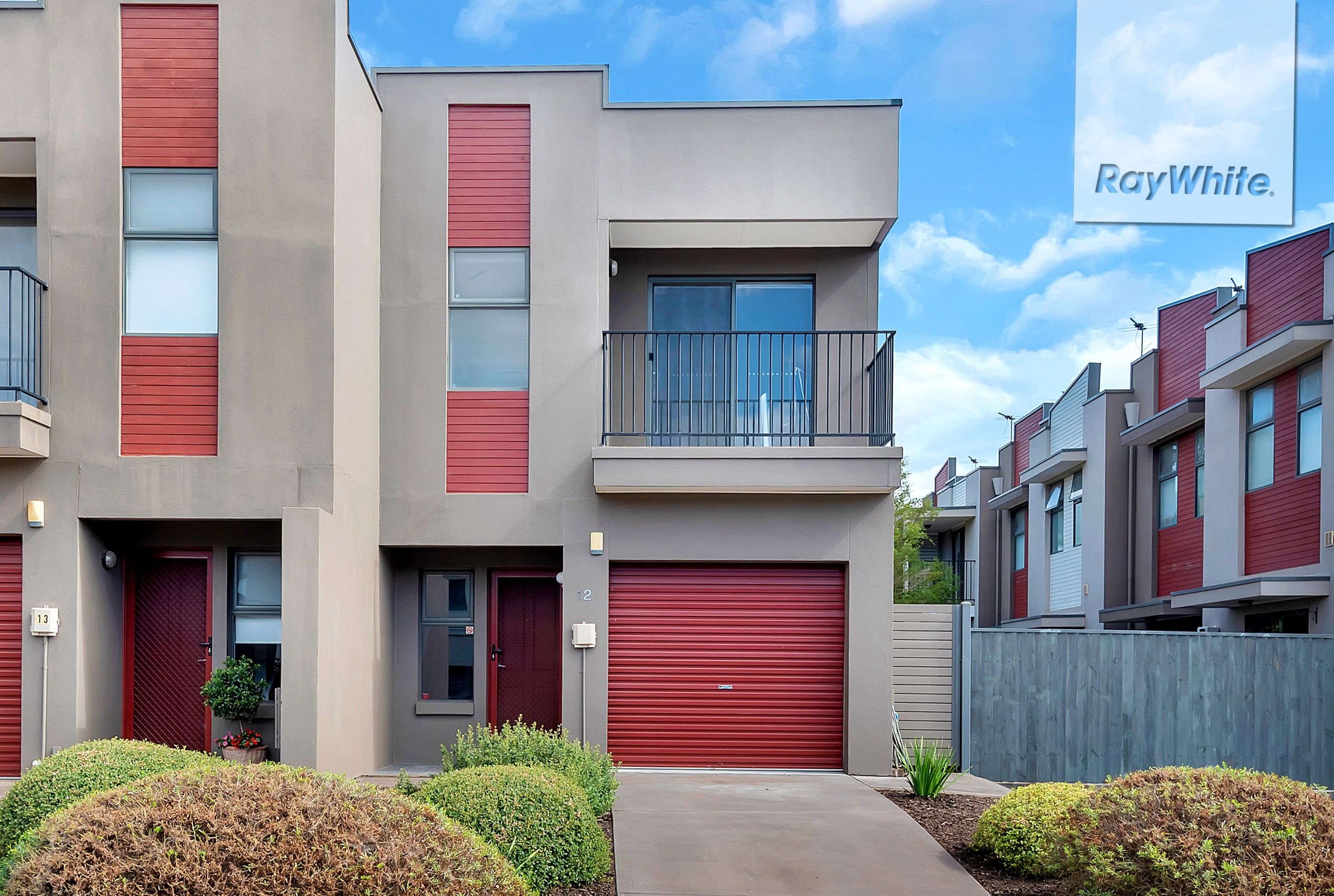 8 Fourth Avenue, Mawson Lakes SA 5095