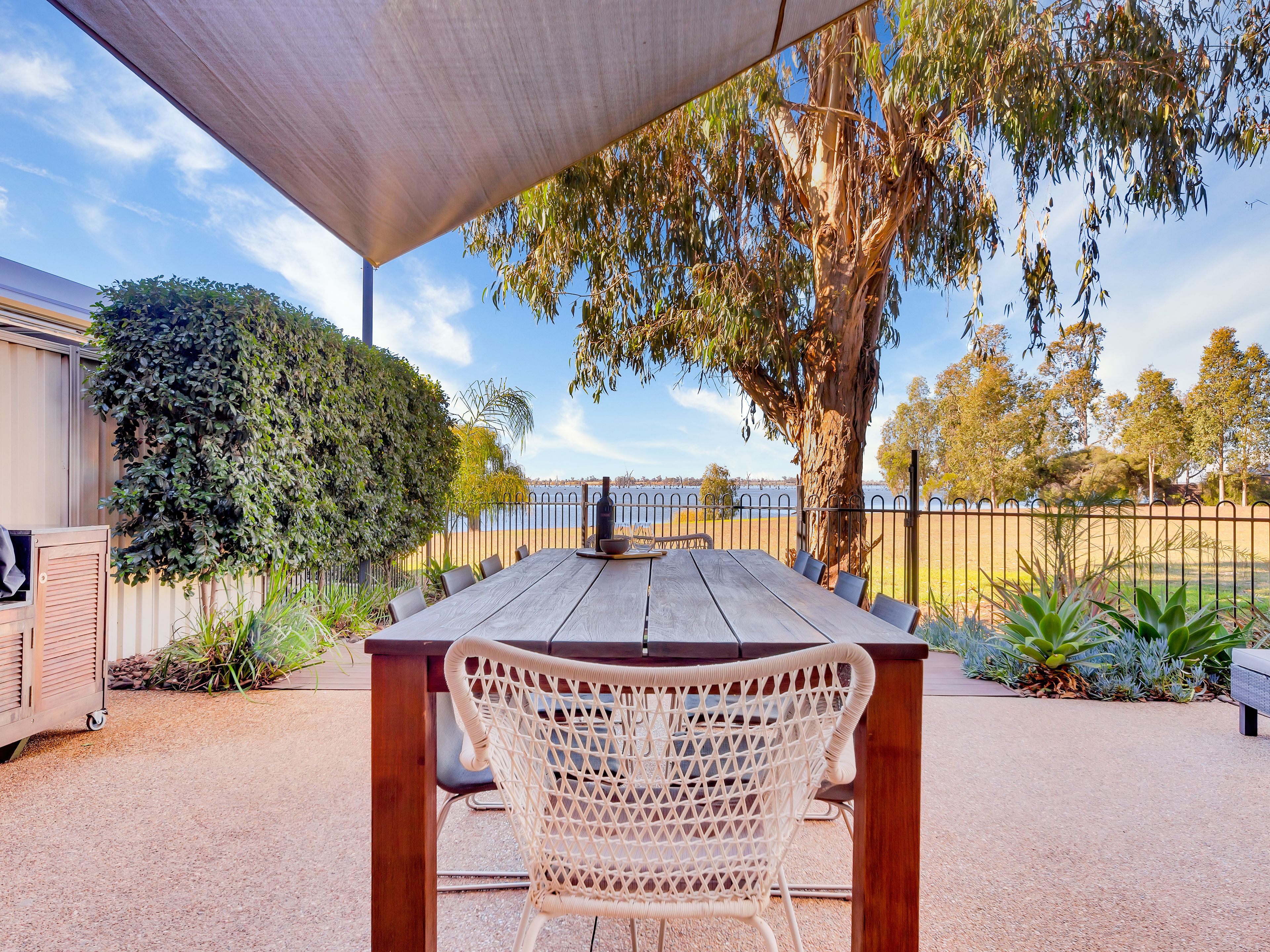 10 Luton Drive, Yarrawonga VIC 3730