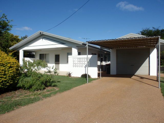 7 Vicki Close, Emerald, QLD 4720