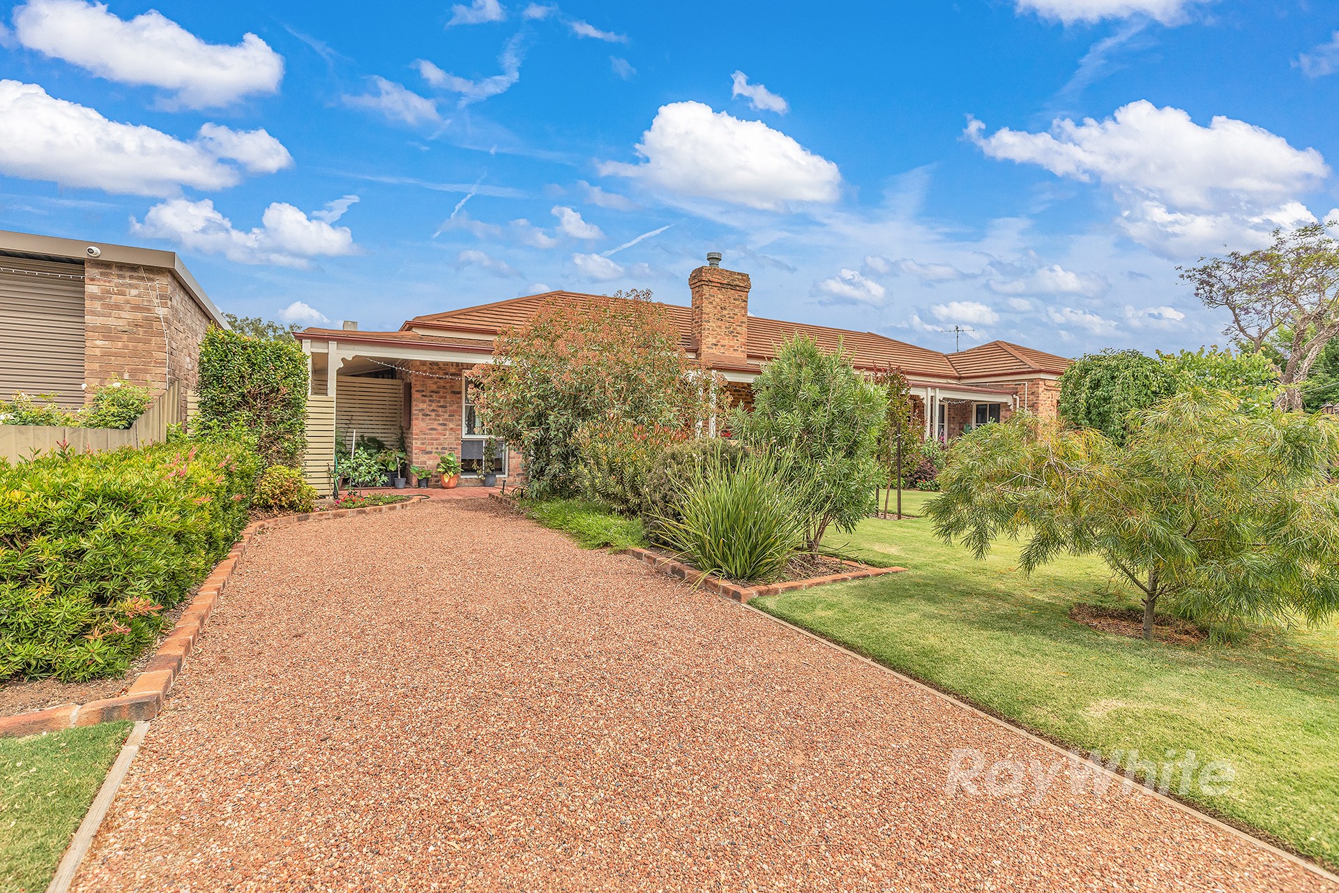 113 Campaspe Esplanade, Echuca, VIC 3564