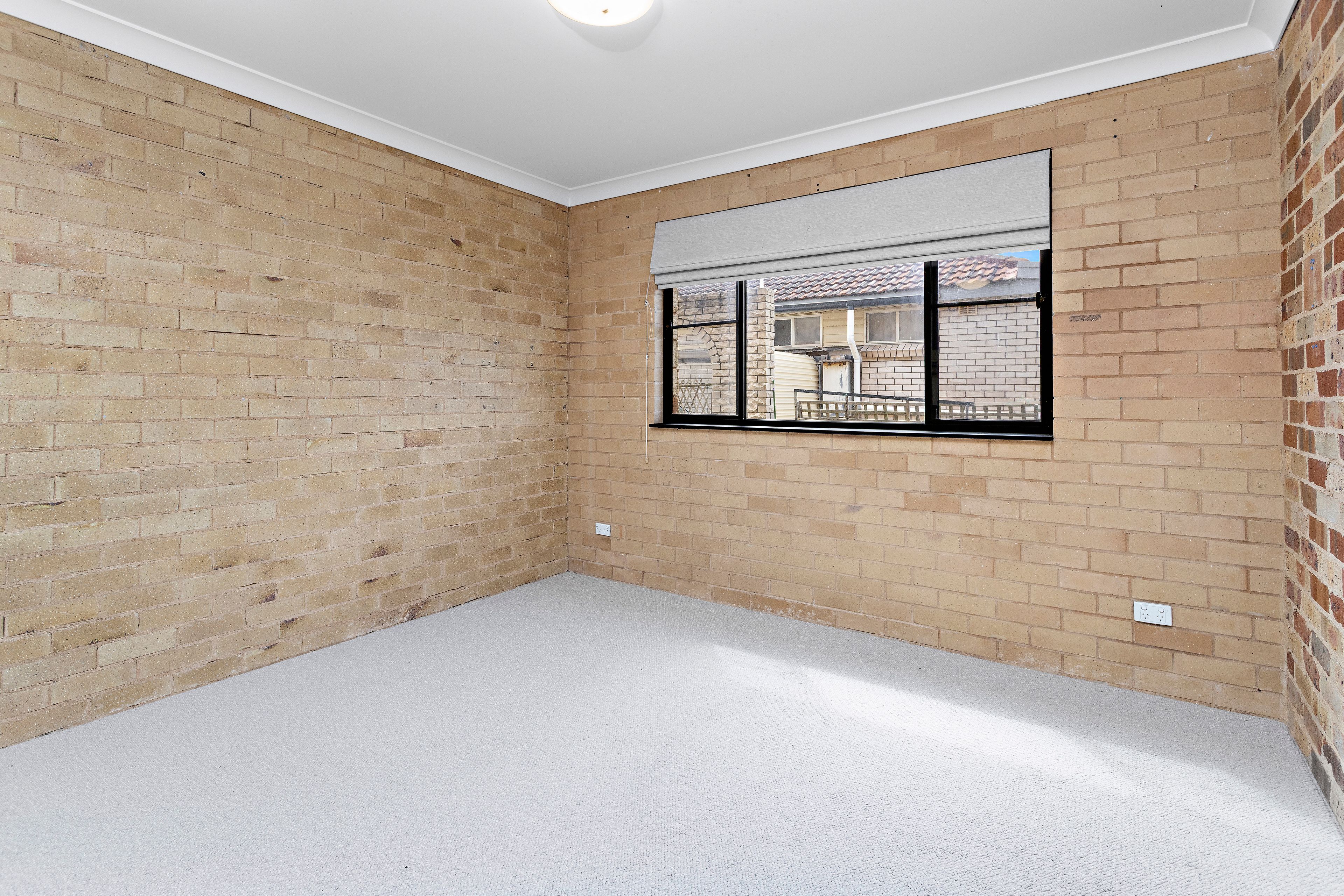 24 Darien Avenue — photo 14 of 20