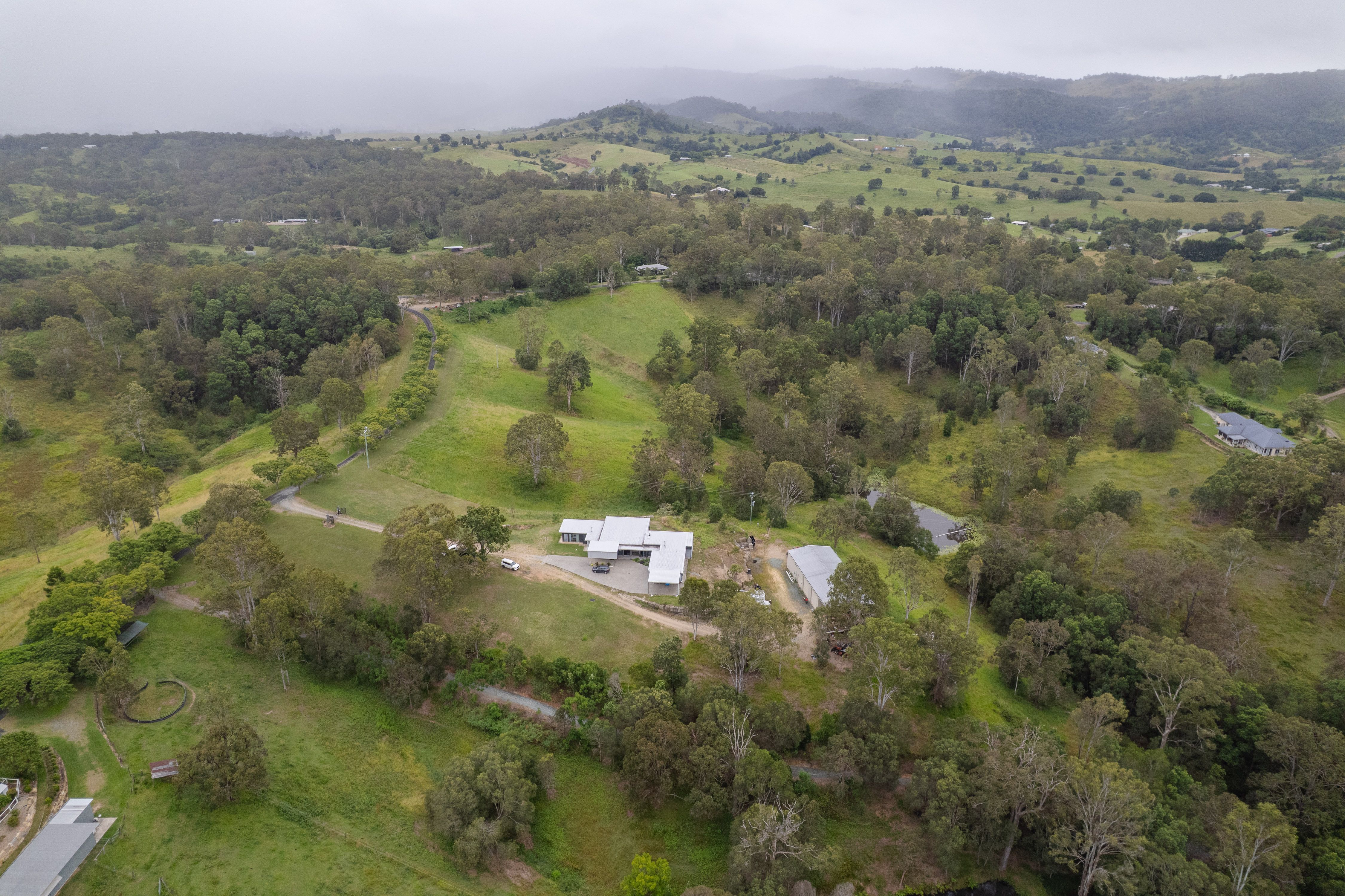 An Acreage Masterpiece - Sophisticated Living in a Prime Dayboro Location, Ready for Its New Owners — photo 18 of 19