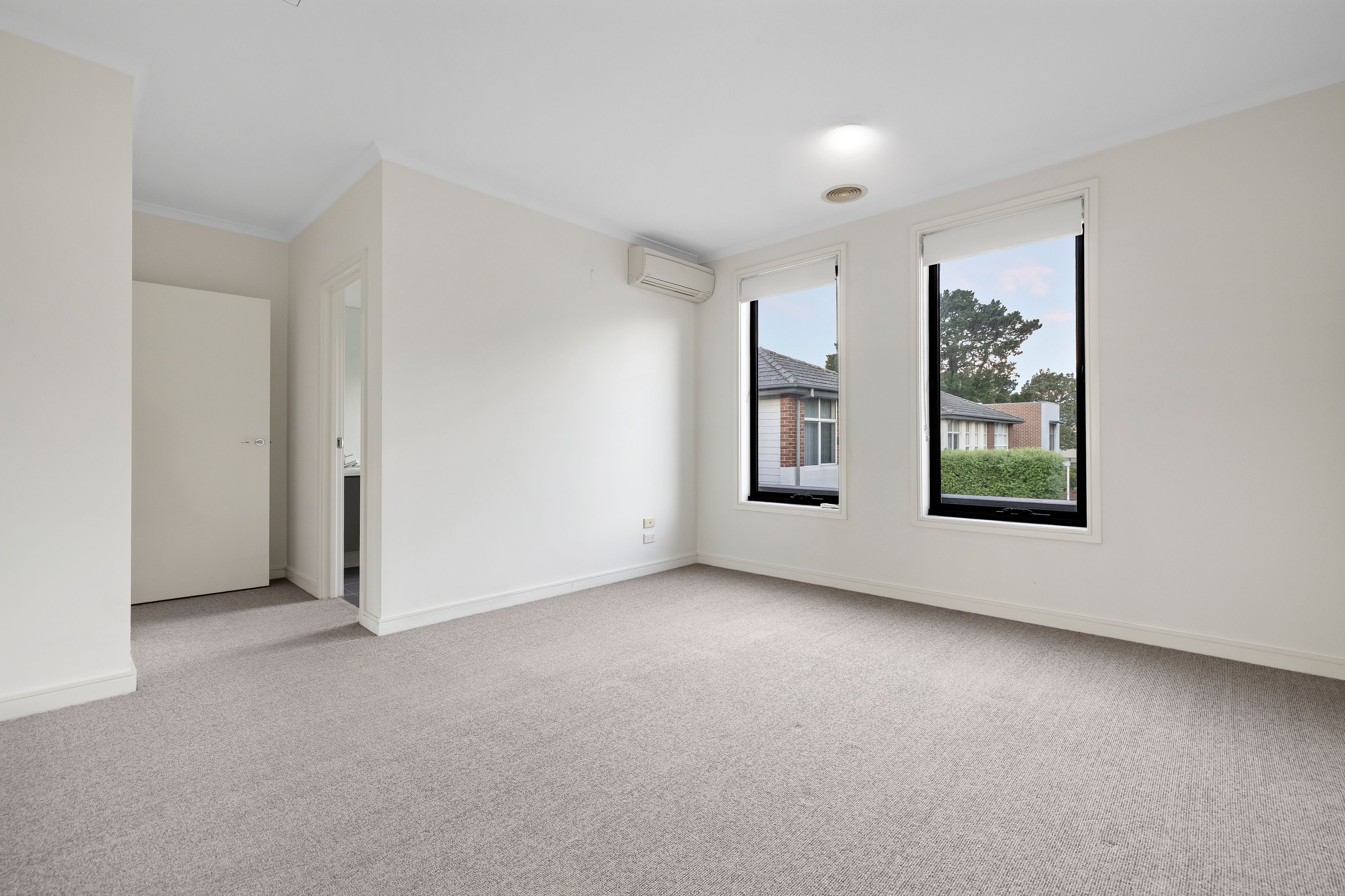 2 Kiora Court — photo 6 of 15