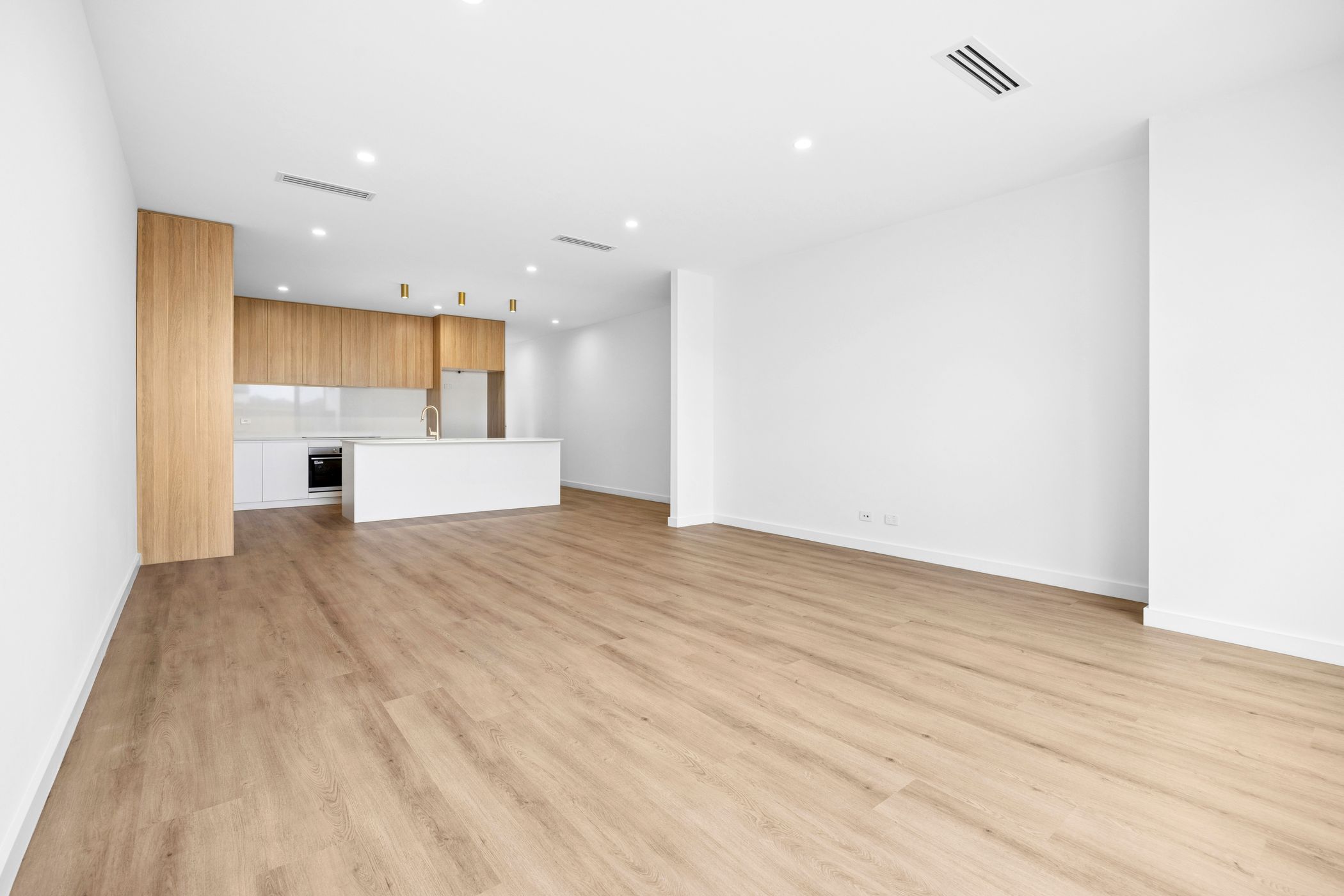 293 Homestead Drive — photo 4 of 15