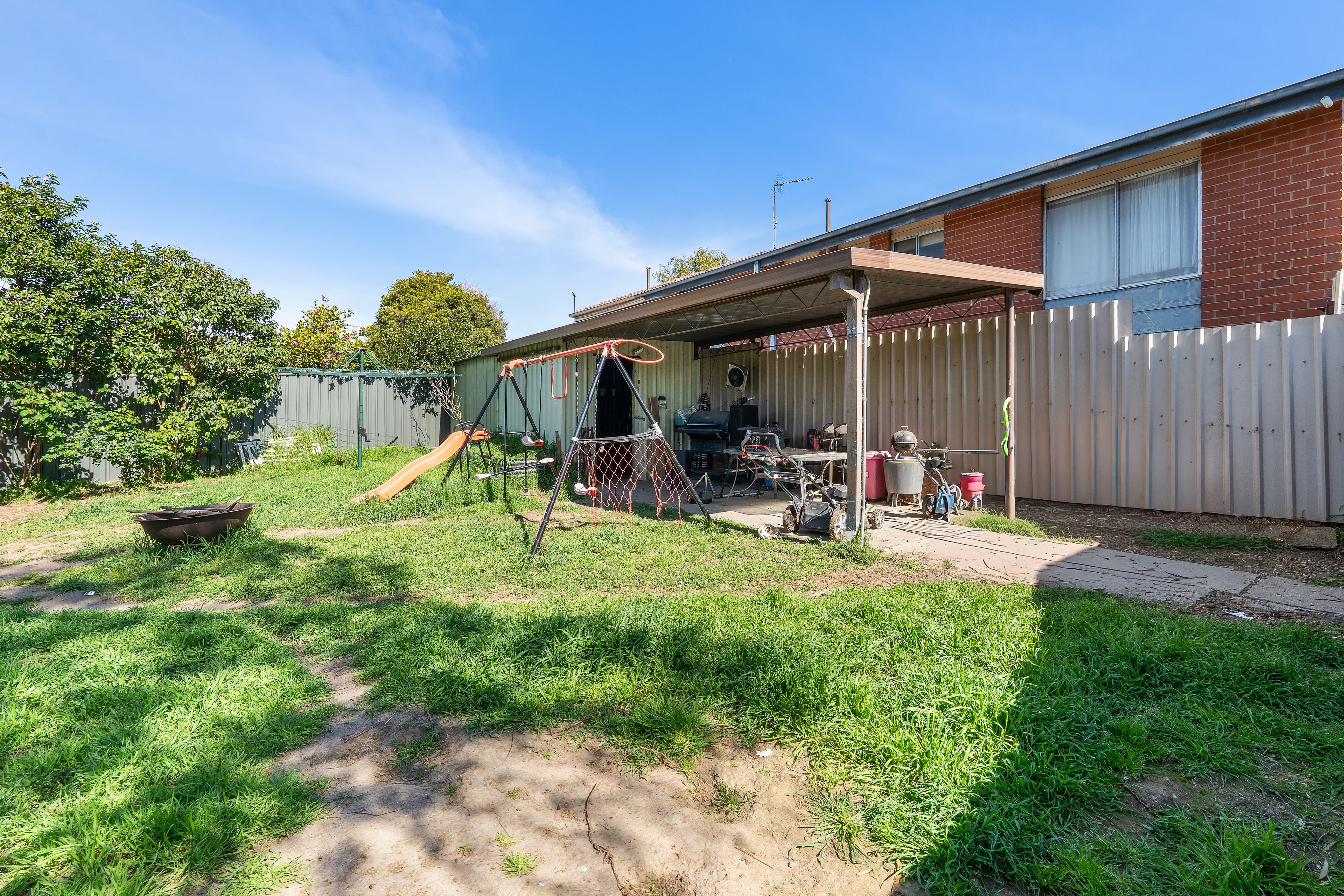 1 Skermer Avenue — photo 11 of 14