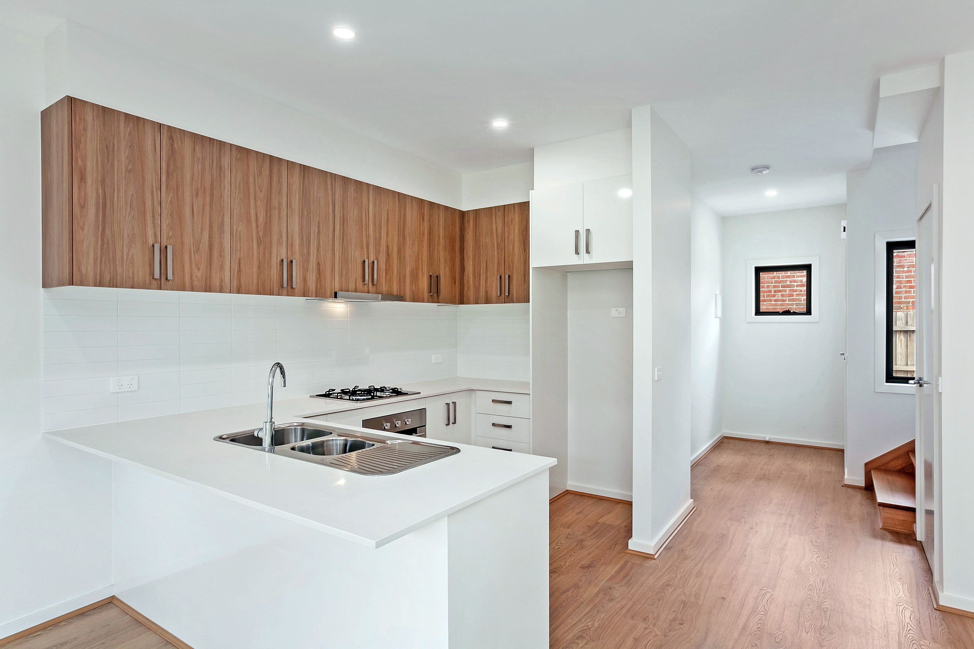 2/7 Dundee Street, Reservoir, VIC 3073