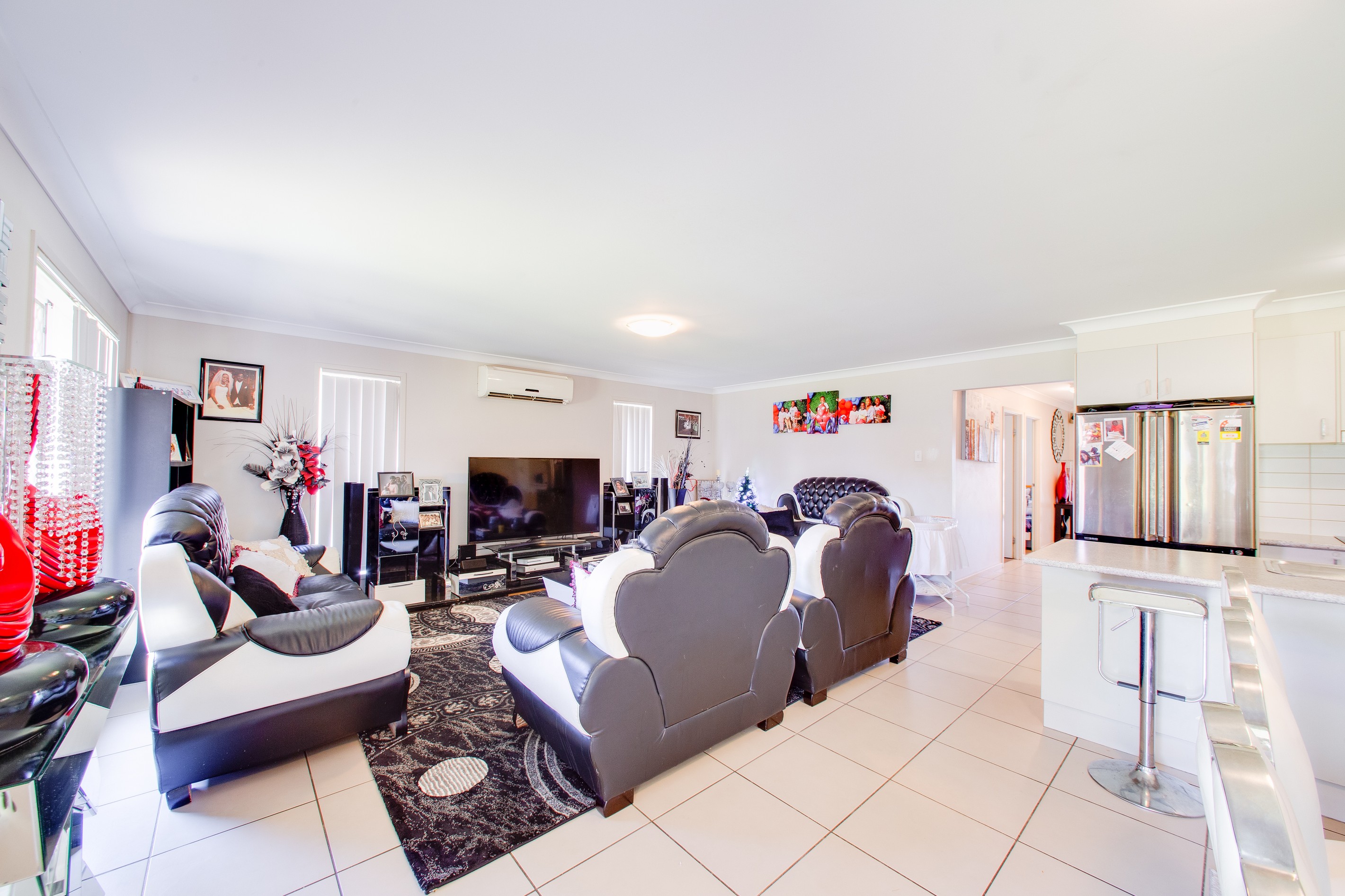 1 & 2/11 Habben Court, BUNDAMBA, QLD 4304