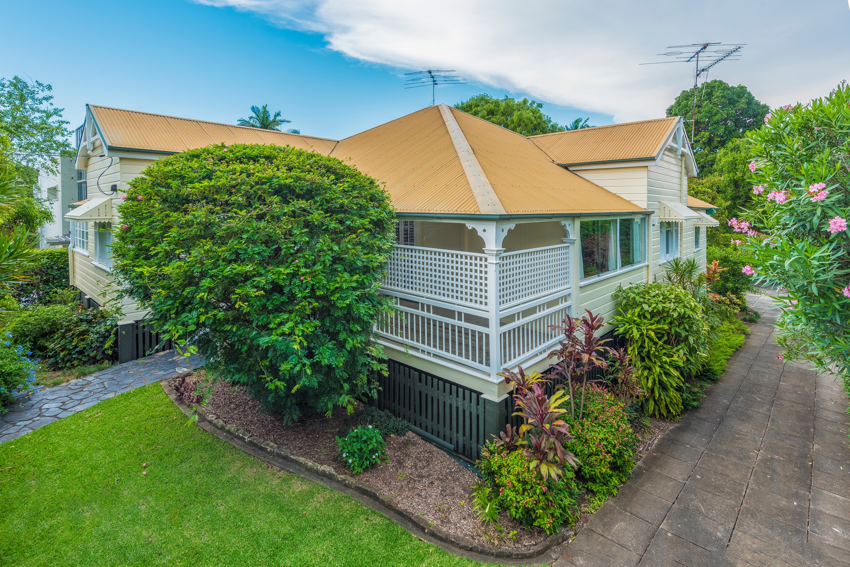 33 Sutherland Avenue, Ascot, QLD 4007
