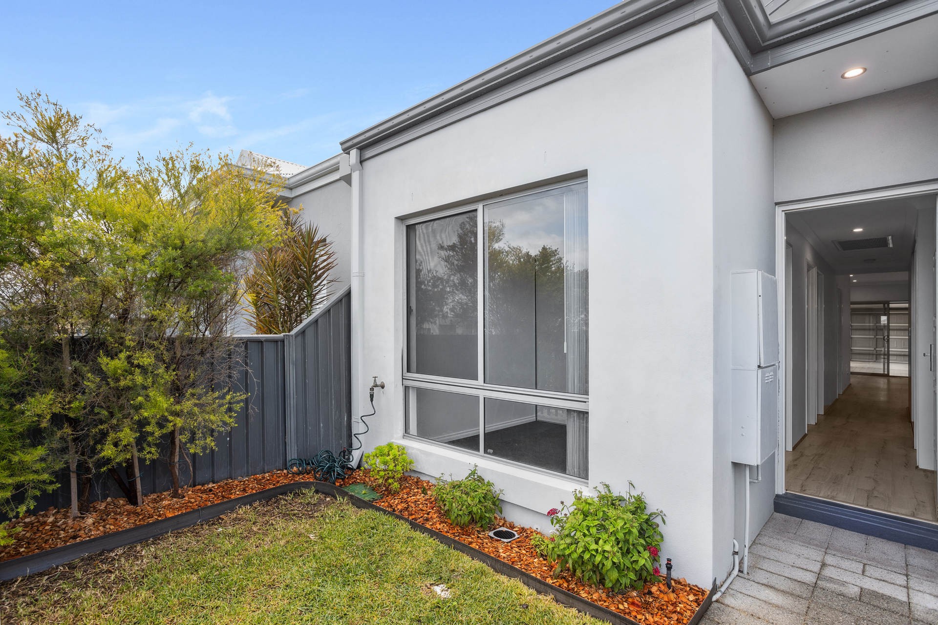 10 Chambered Way, Jindalee, WA 6036