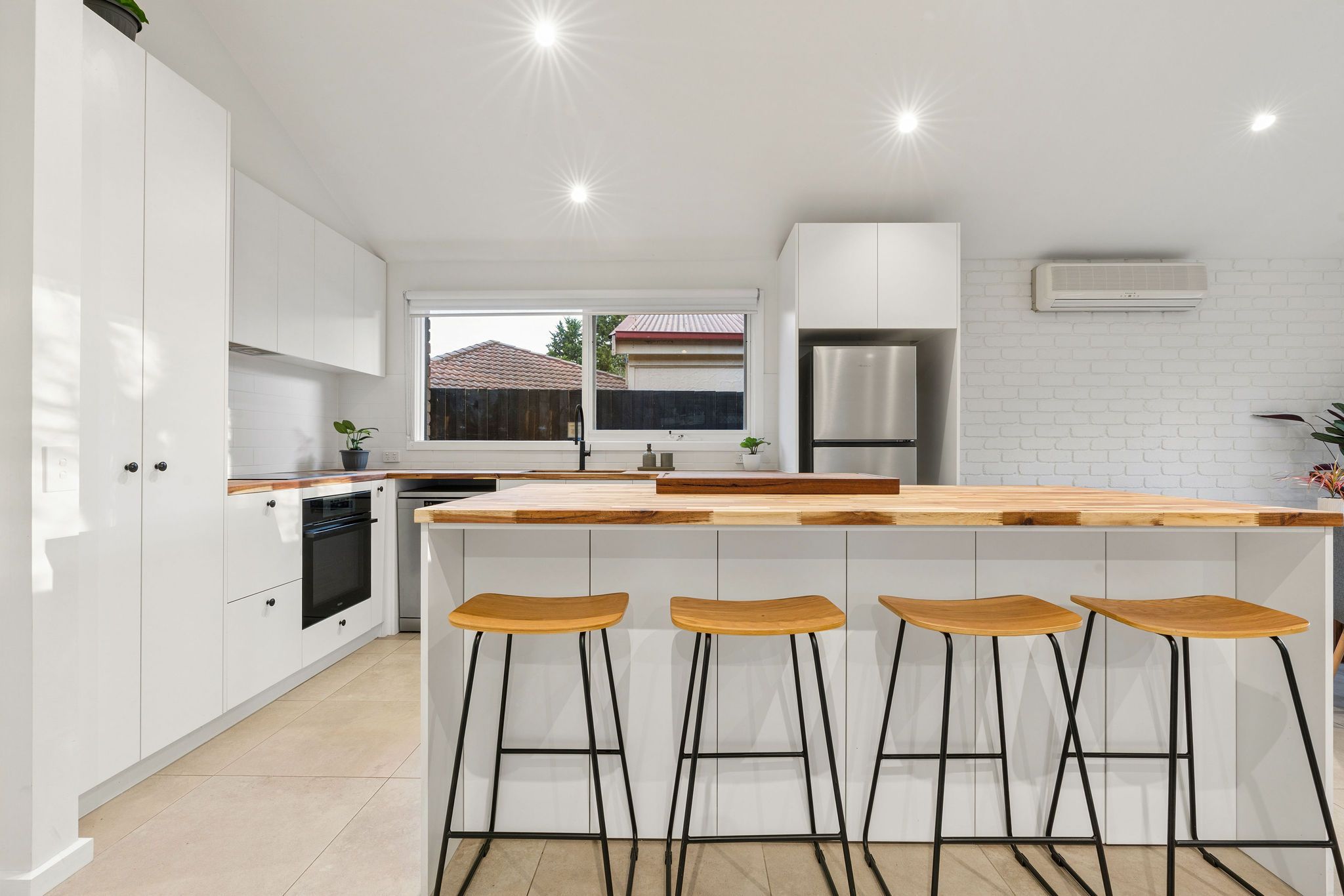 7 Landstead Court — photo 8 of 21
