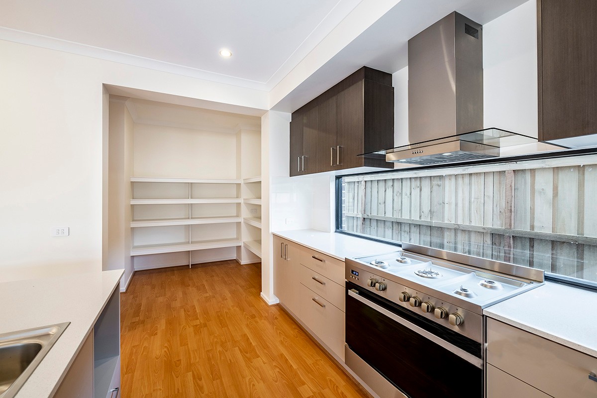 5 Strathcona Avenue, Clyde, VIC 3978